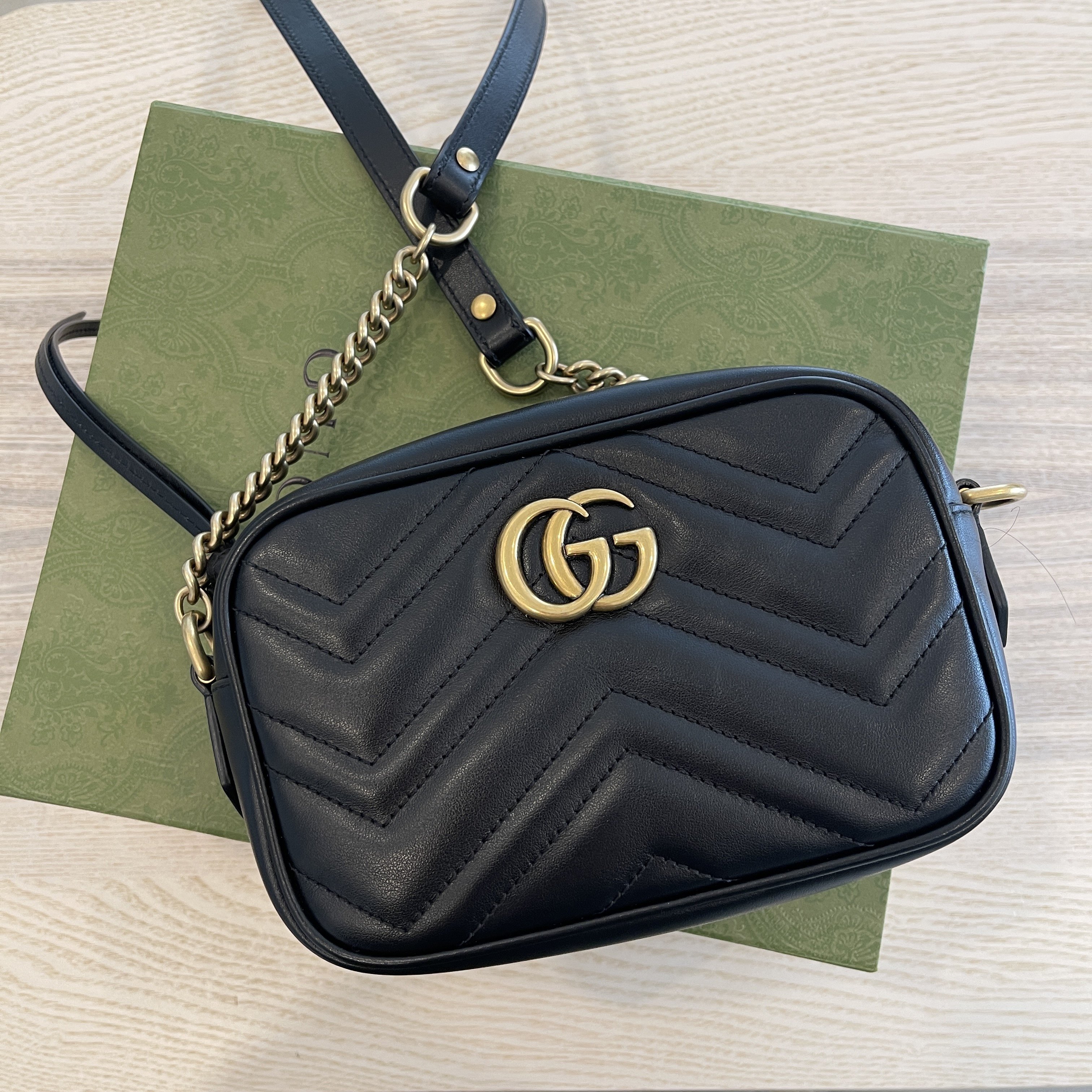 Gucci GG Mini Marmont Matelasse Chain Bag - Black Shoulder Bags