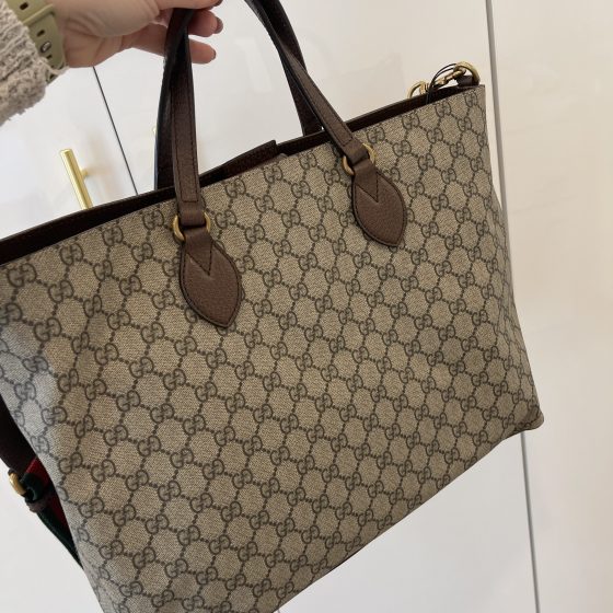 Gucci Eden Small GG Supreme Tote Bag in Brown