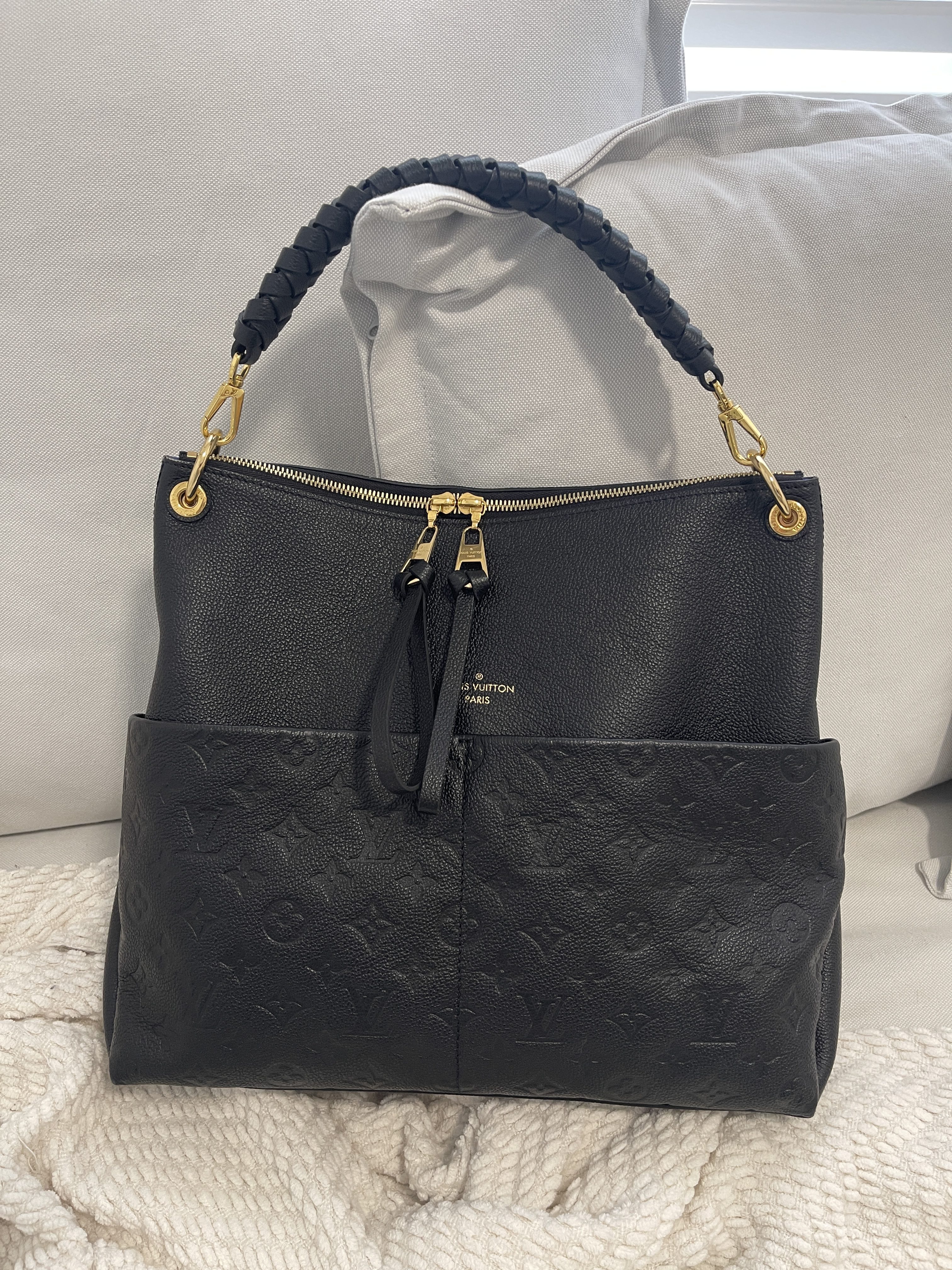 Authentic Maida Hobo M. Emp. Noir Louis Vuitton handbag