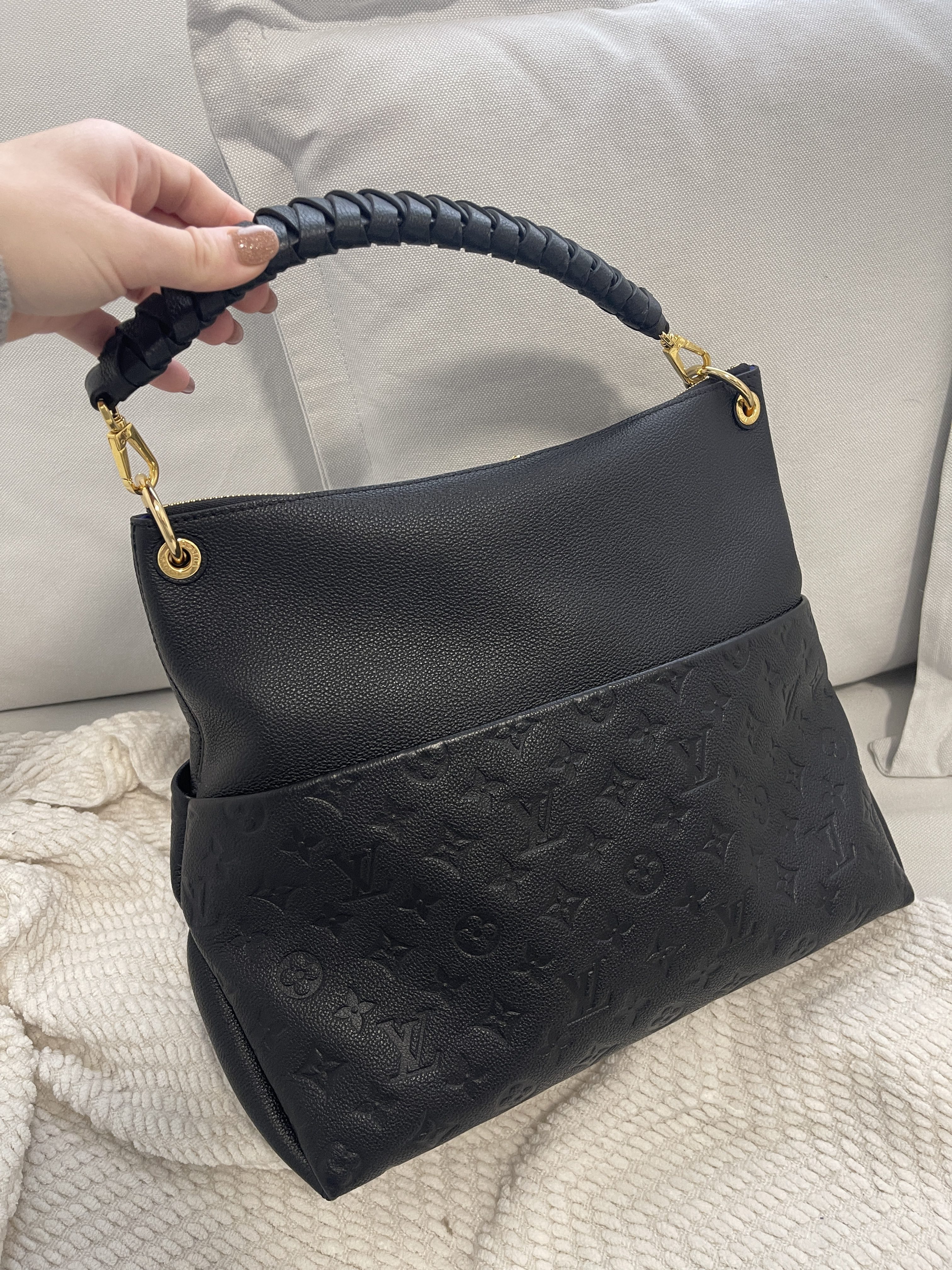 Louis Vuitton® Maida Hobo  Woman bags handbags, Bags, Hobo bag