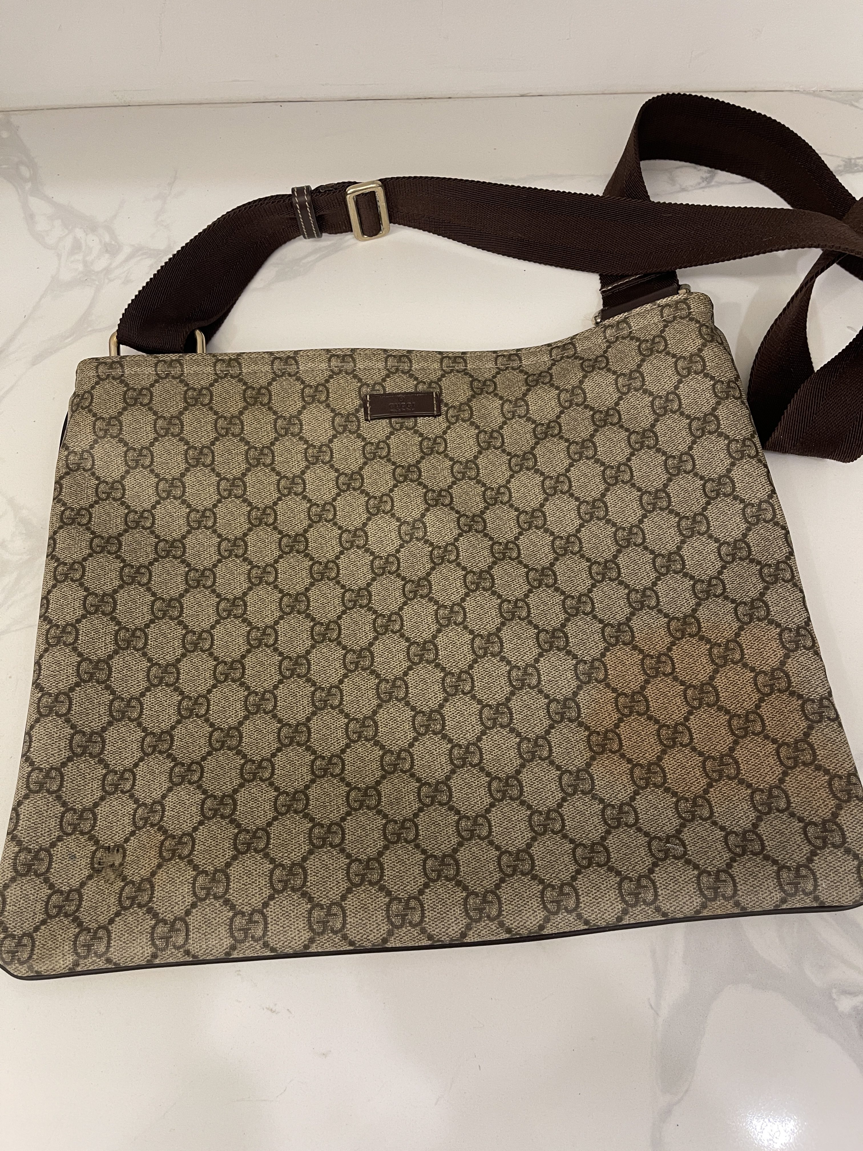 Gucci GG Monogram Beige/Ebony Canvas Messenger Bag at 1stDibs