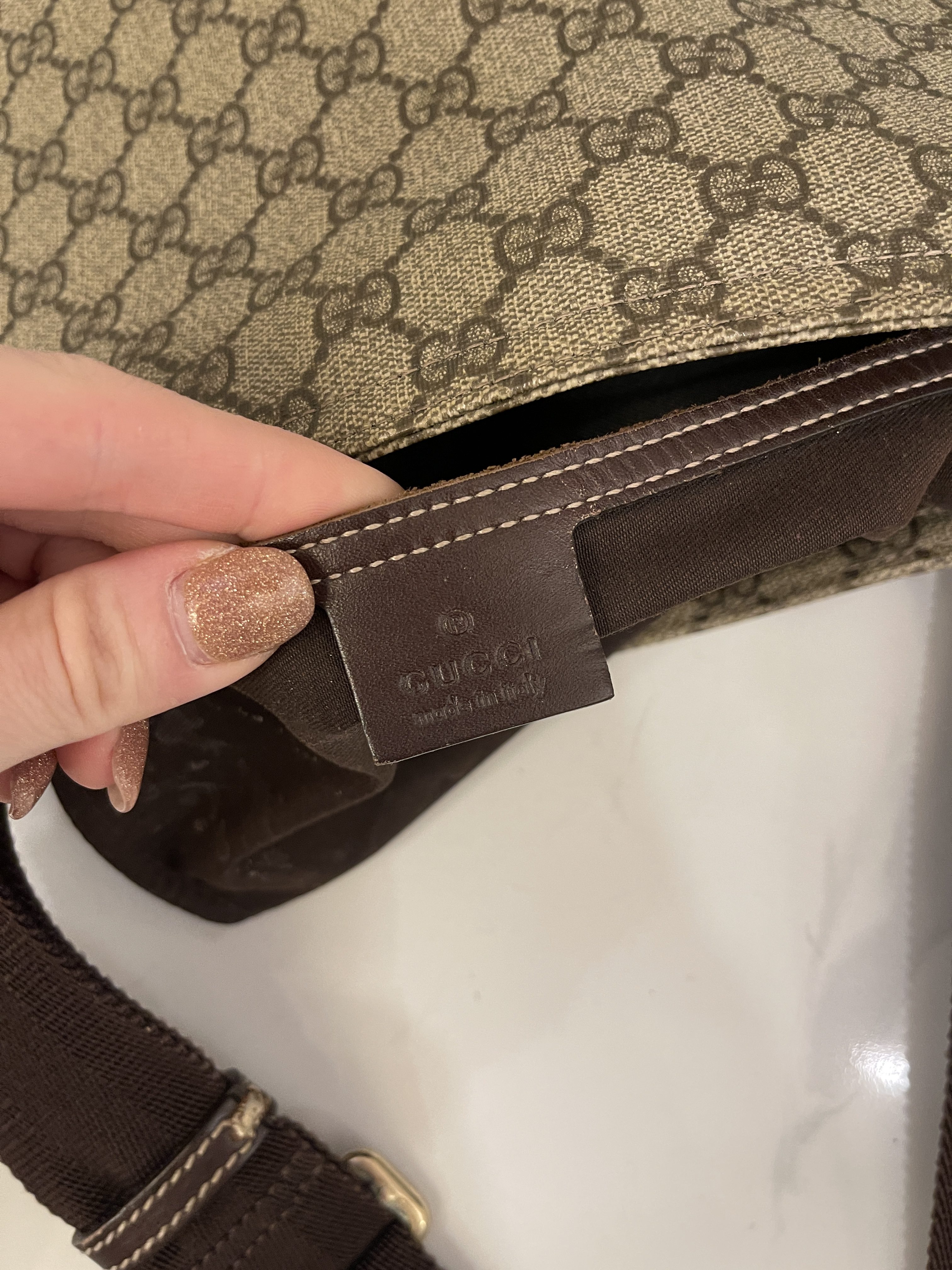 Gucci GG Monogram Beige/Ebony Canvas Messenger Bag at 1stDibs