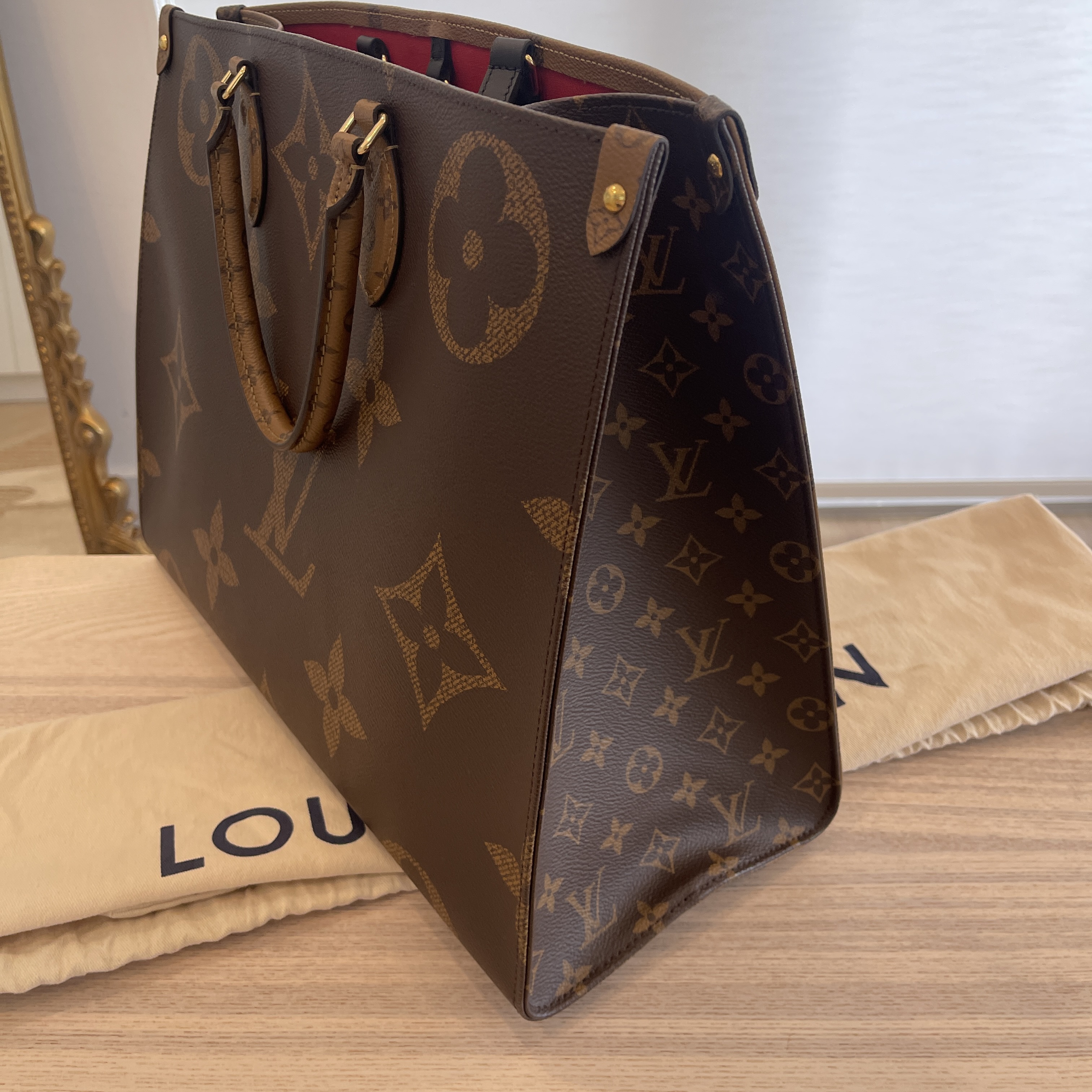 Louis Vuitton Neverfull Handbags for sale in San Juan, Puerto Rico