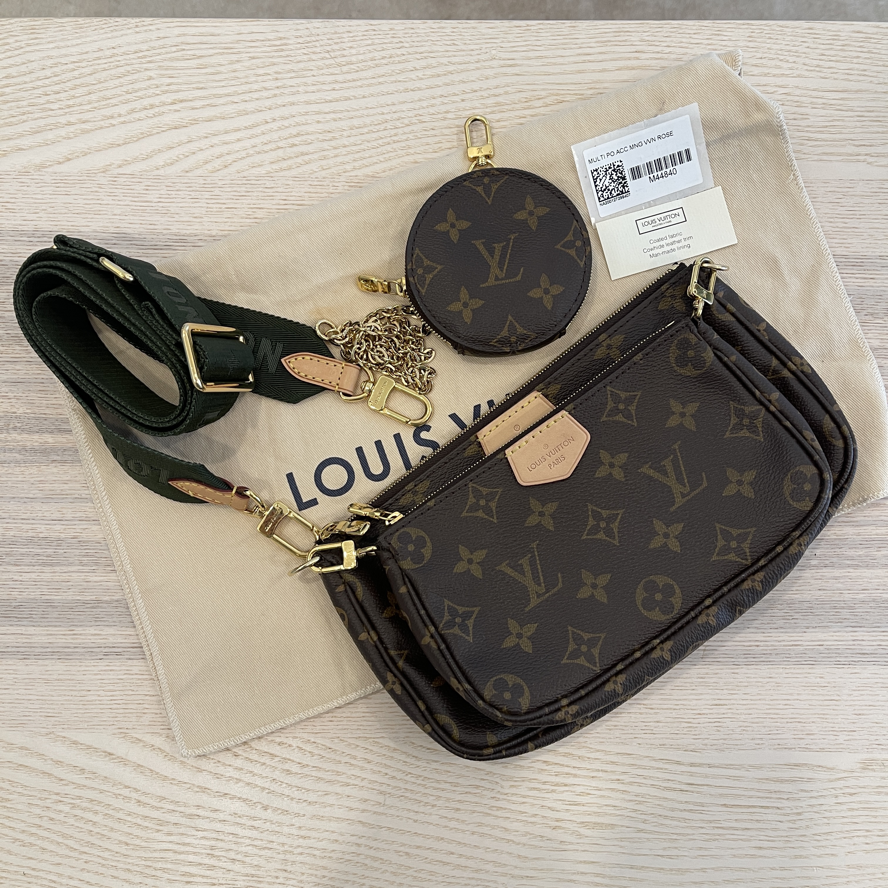 Louis Vuitton Multi Pochette Accessoire Coin Purse Pouch M44840
