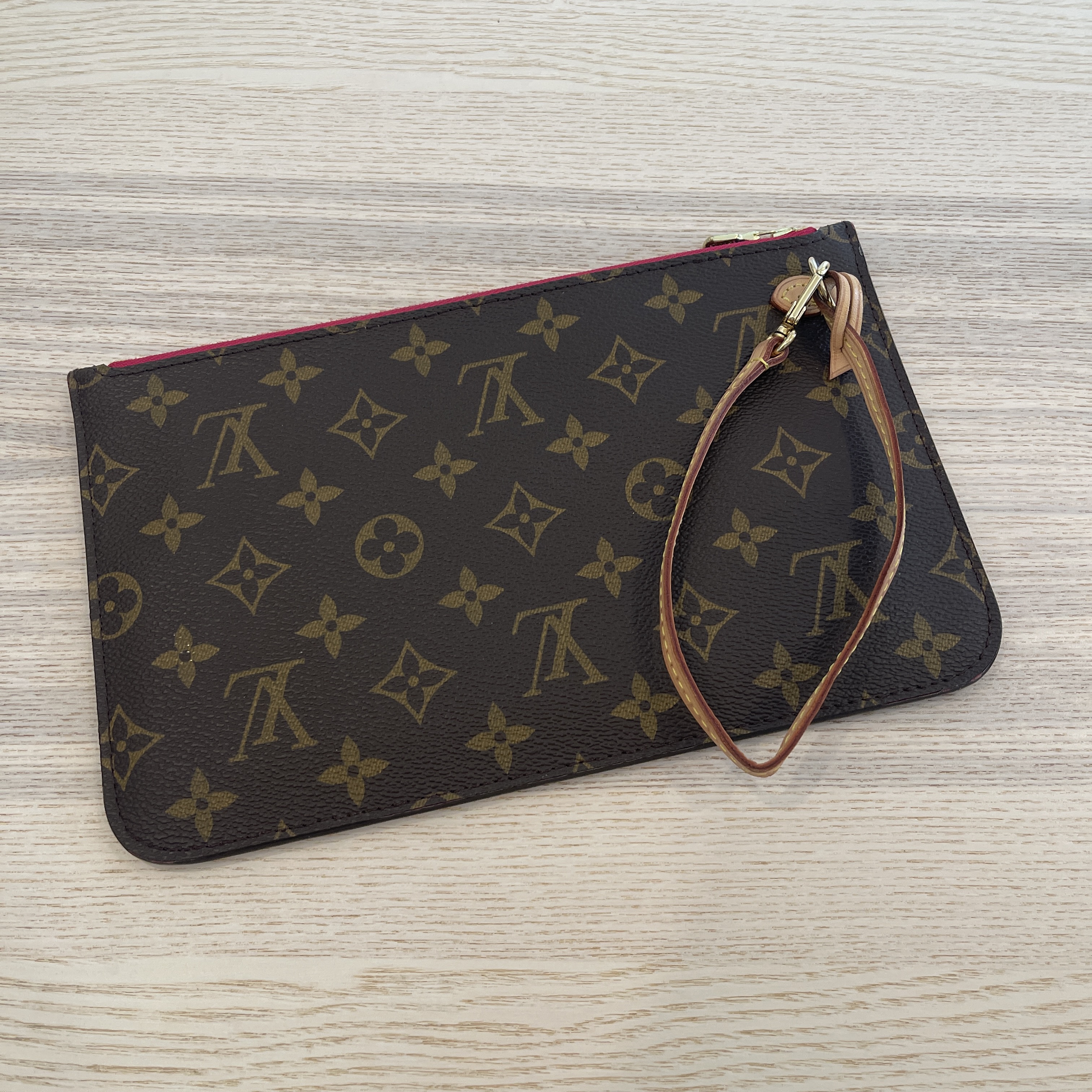 Louis Vuitton Monogram Neverfull MM GM Pouch Pochette Pink Interior