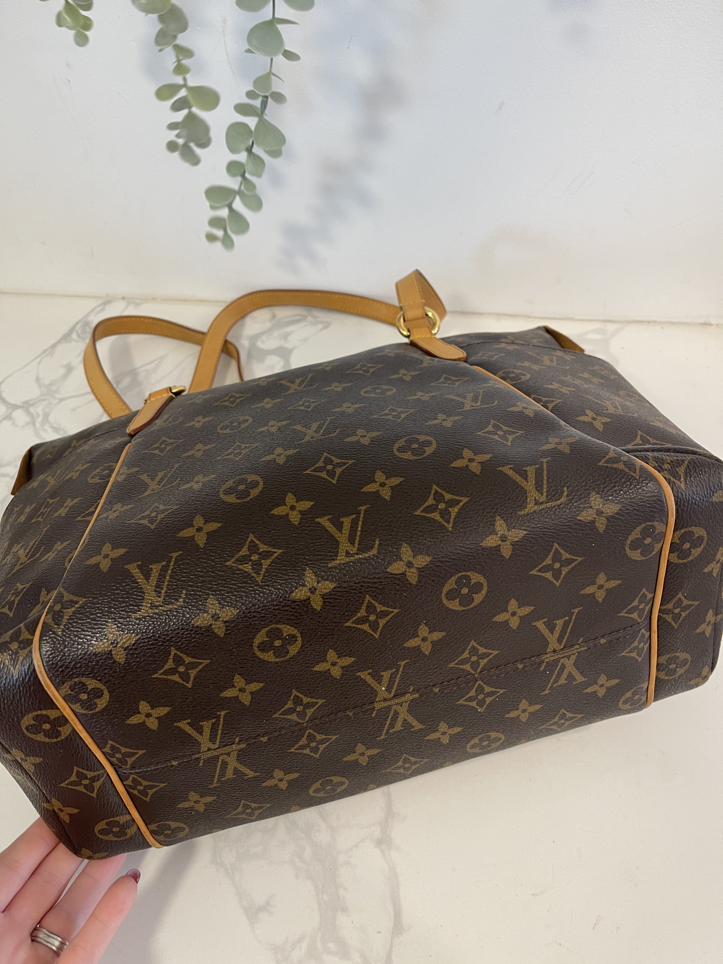 To return or not to return .. so i purchased the LV Totally MM