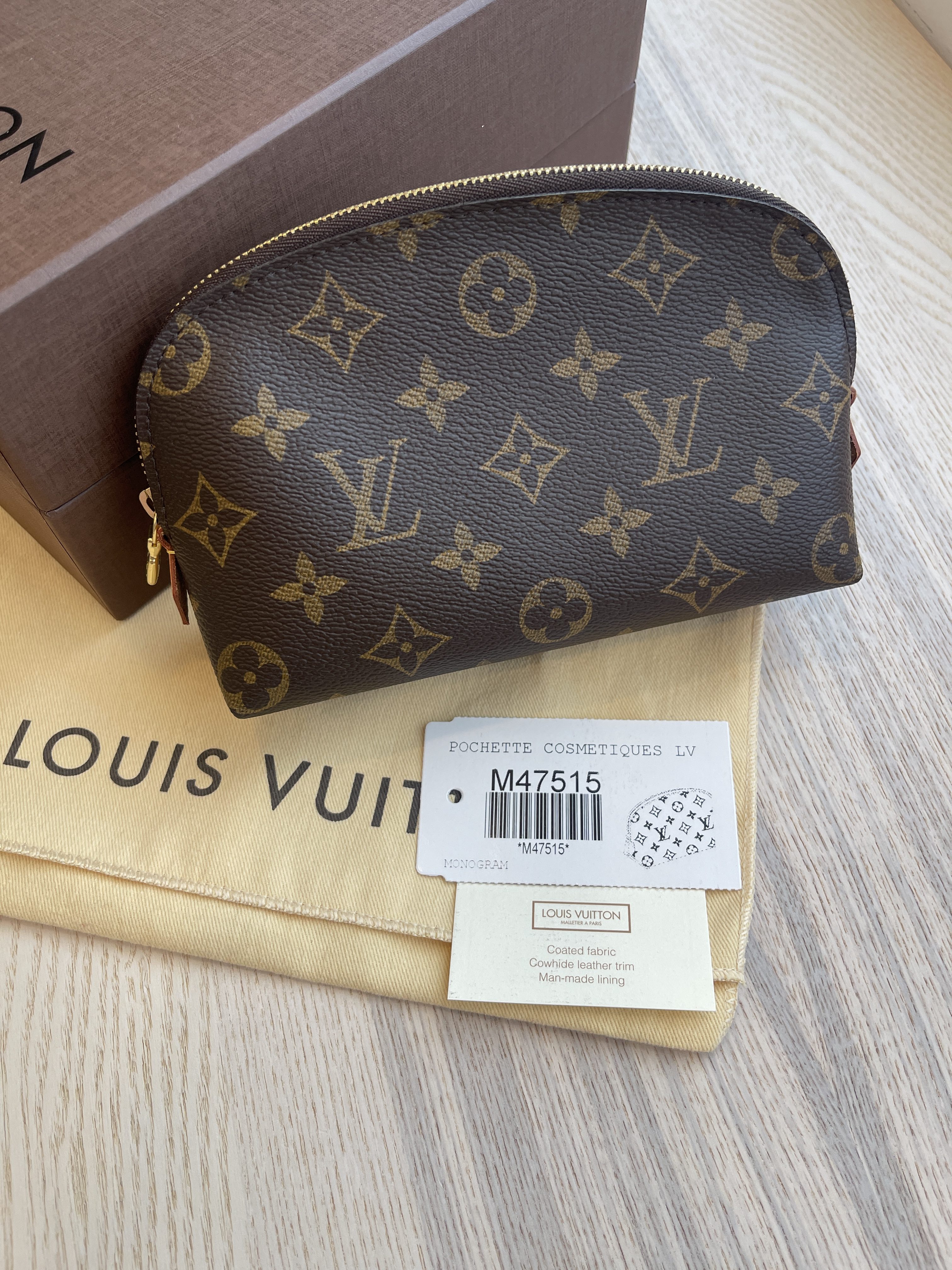 Shop Louis Vuitton MONOGRAM Monogram Leather Co-ord Logo Pouches & Cosmetic  Bags (M23530) by Sincerity_m639