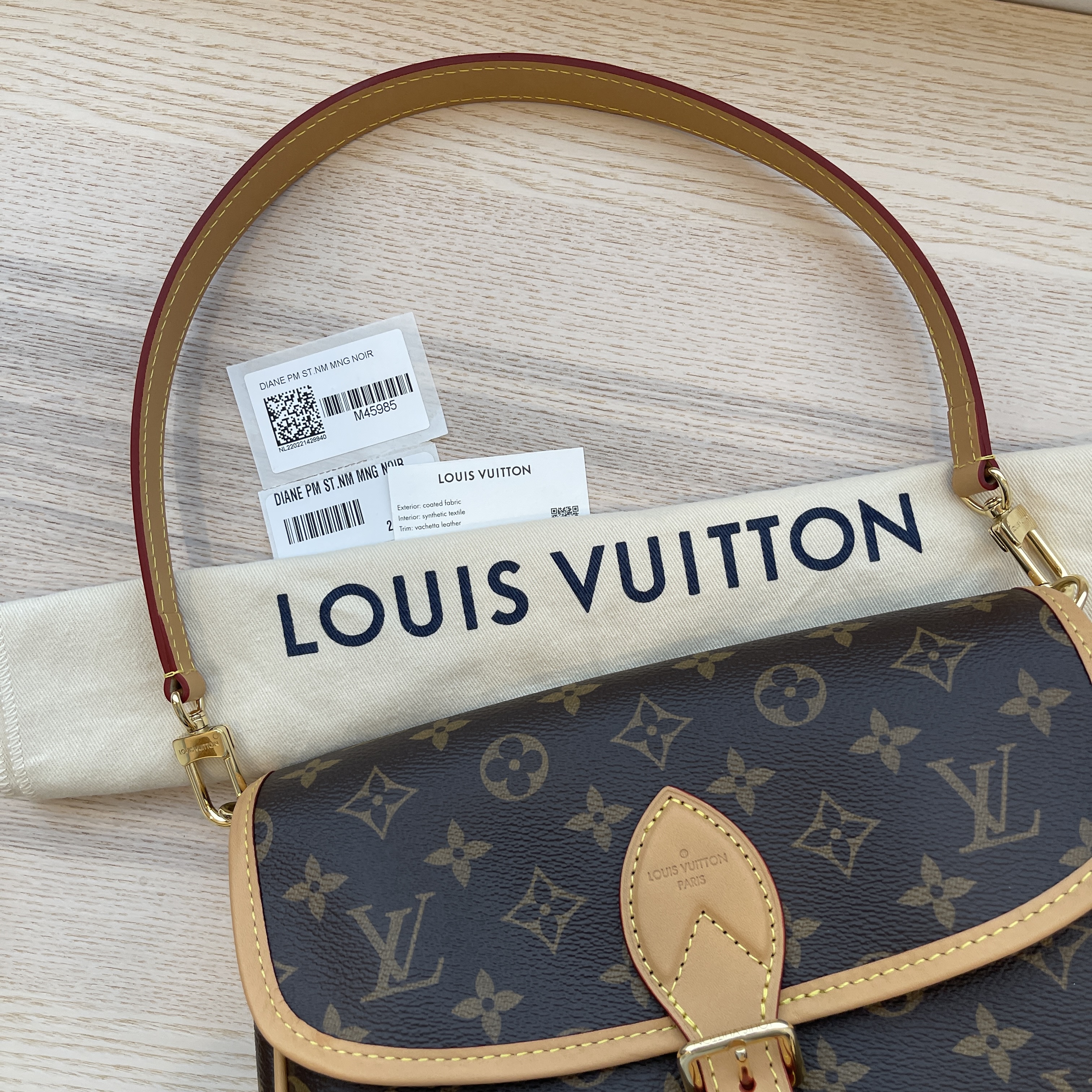 M45985 Louis Vuitton Monogram Canvas Diane satchel