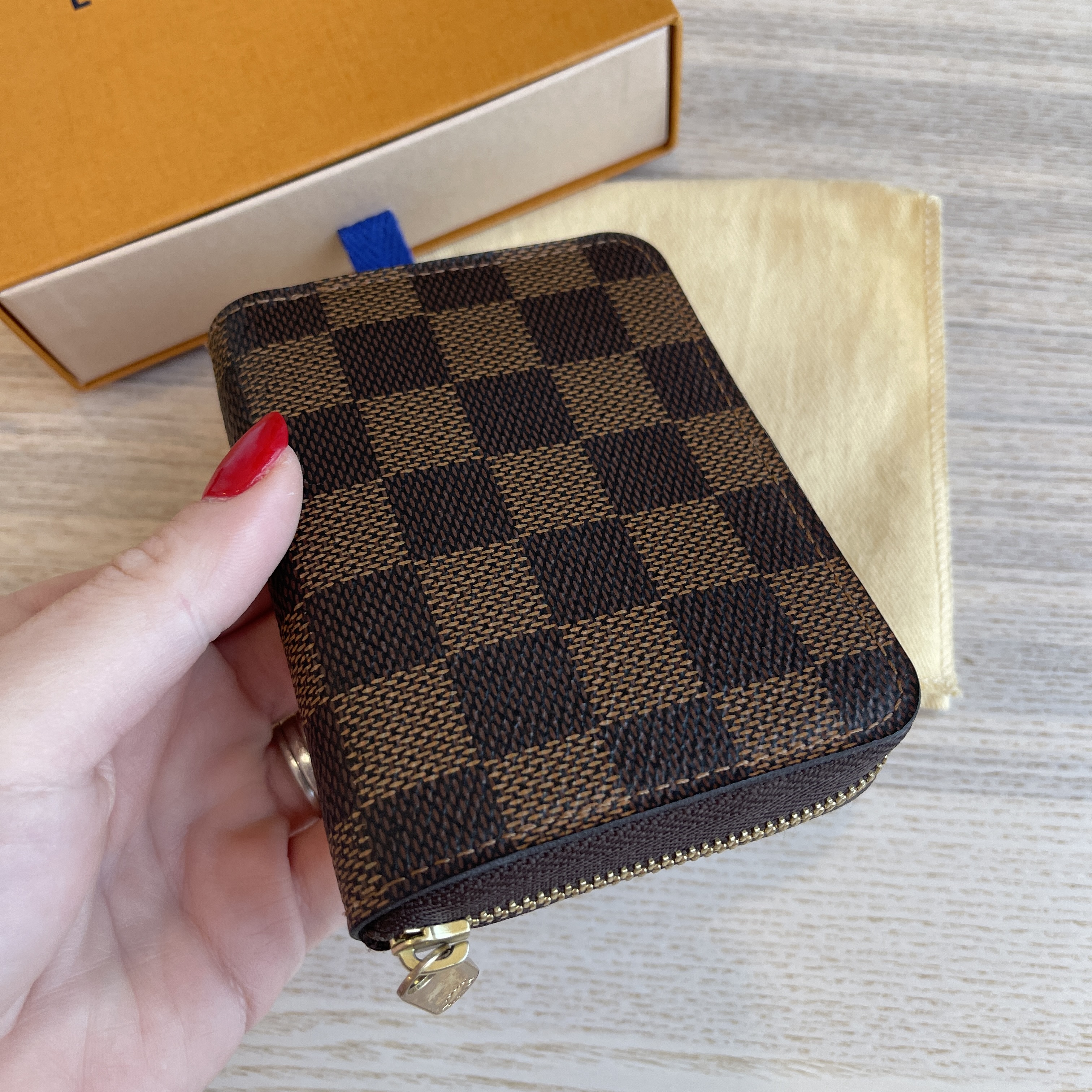 LOUIS VUITTON Damier Ebene Zippy Coin Purse 1261759