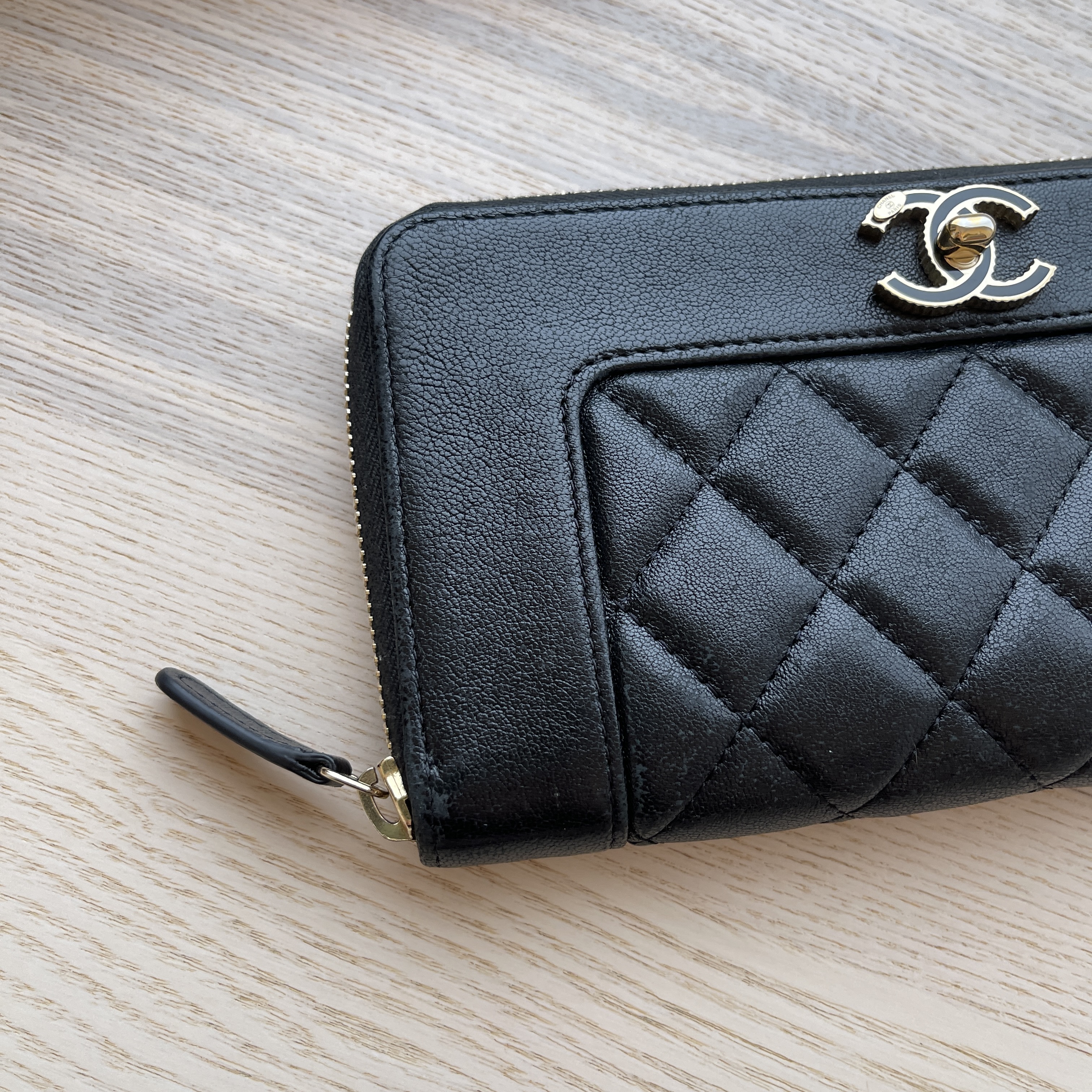 Chanel Vintage Zip Around Wallet