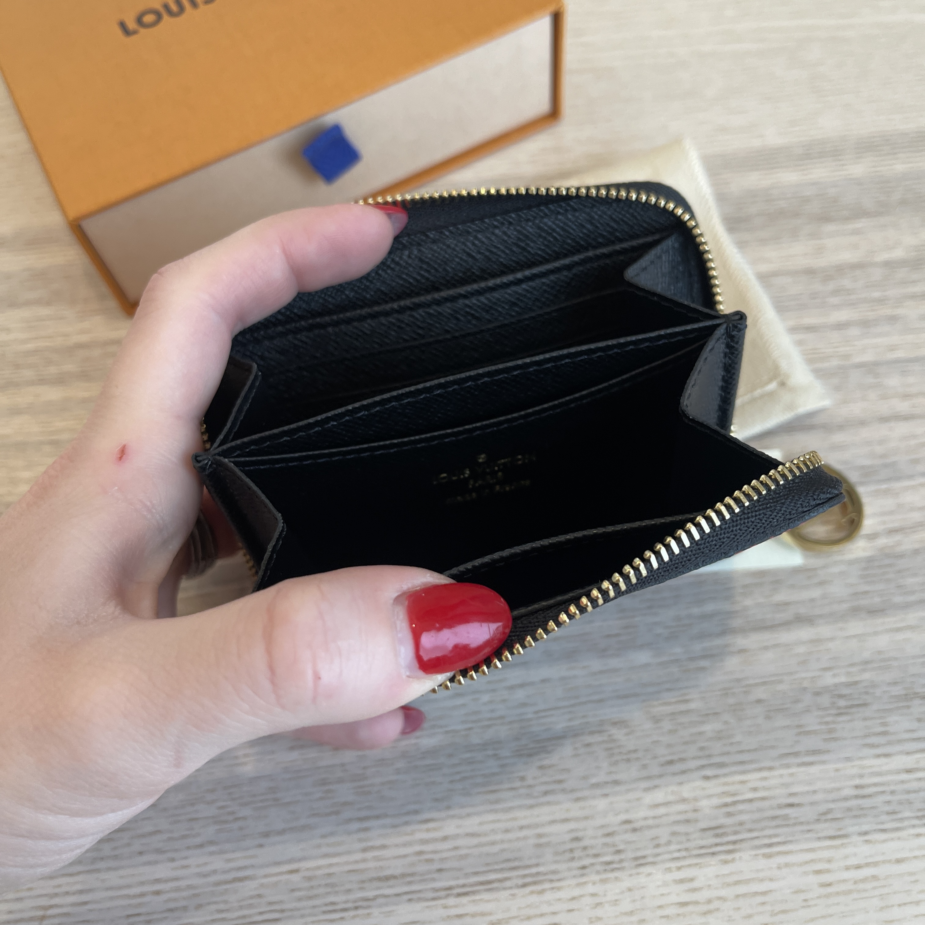 LoveLuxuryPH - Singapore Onhand. Brand New Louis Vuitton Game Zippy Coin  Purse in Noir. Php39,000 full set with gift receipt.