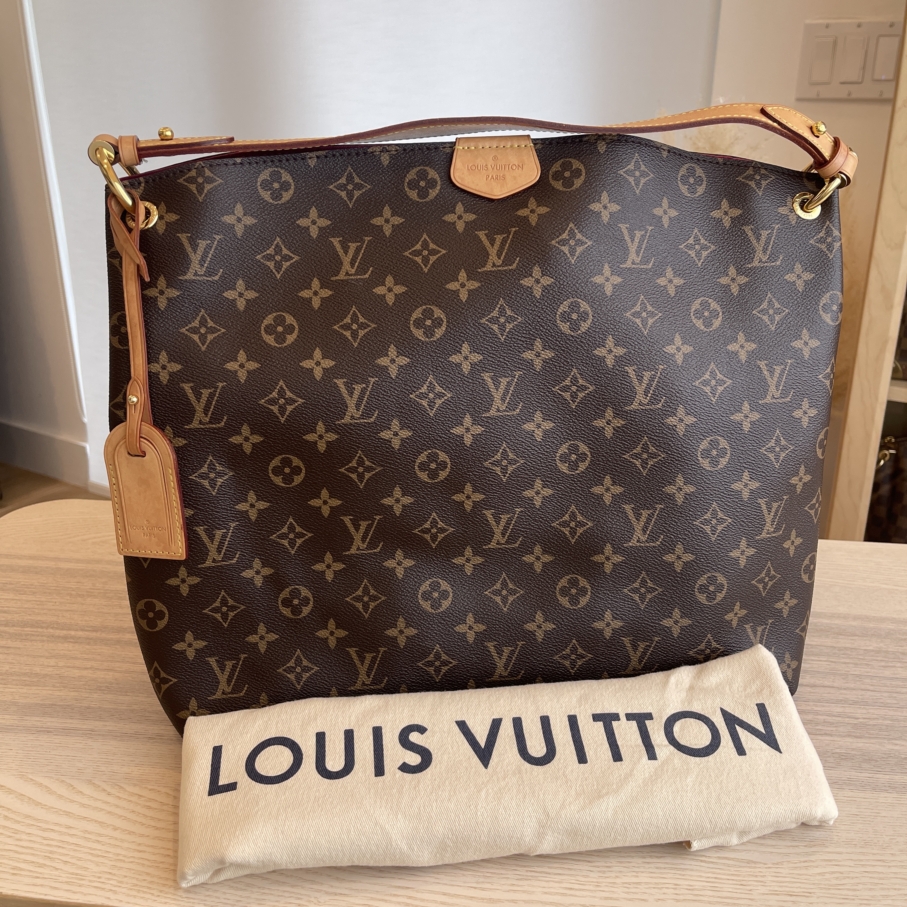 Louis Vuitton Graceful MM Pivoine: update, modshots, what's in my
