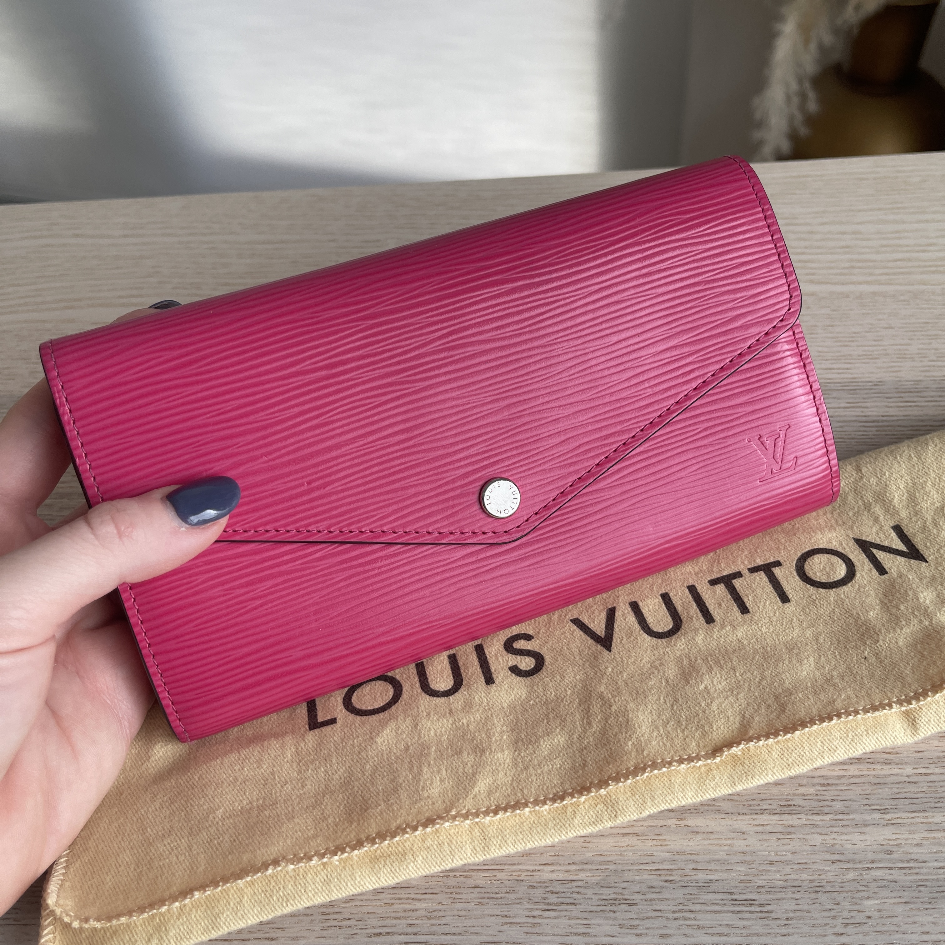 Louis Vuitton Fuchsia Epi Leather Sarah Wallet Louis Vuitton