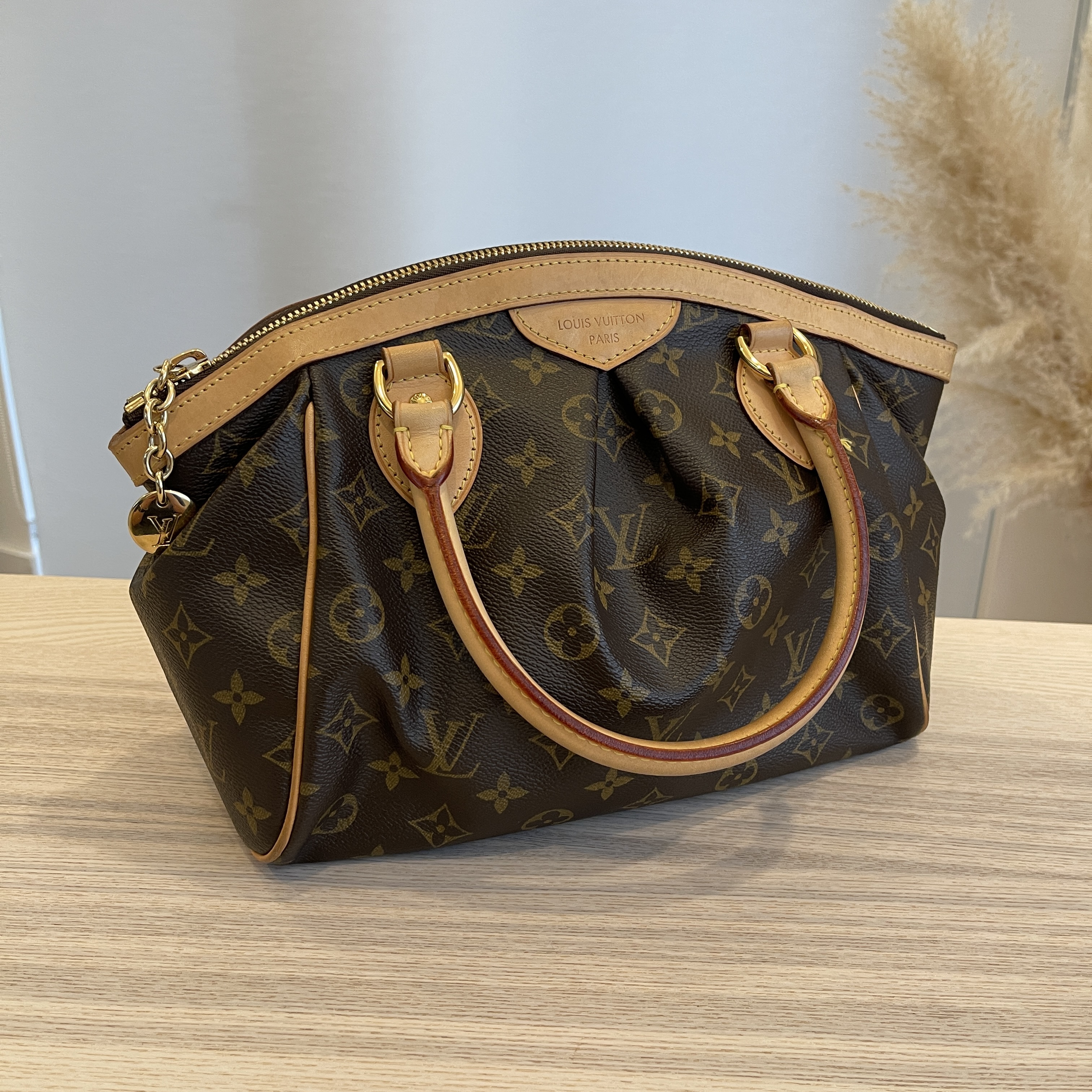 Louis Vuitton // Monogram Tivoli Bag – VSP Consignment