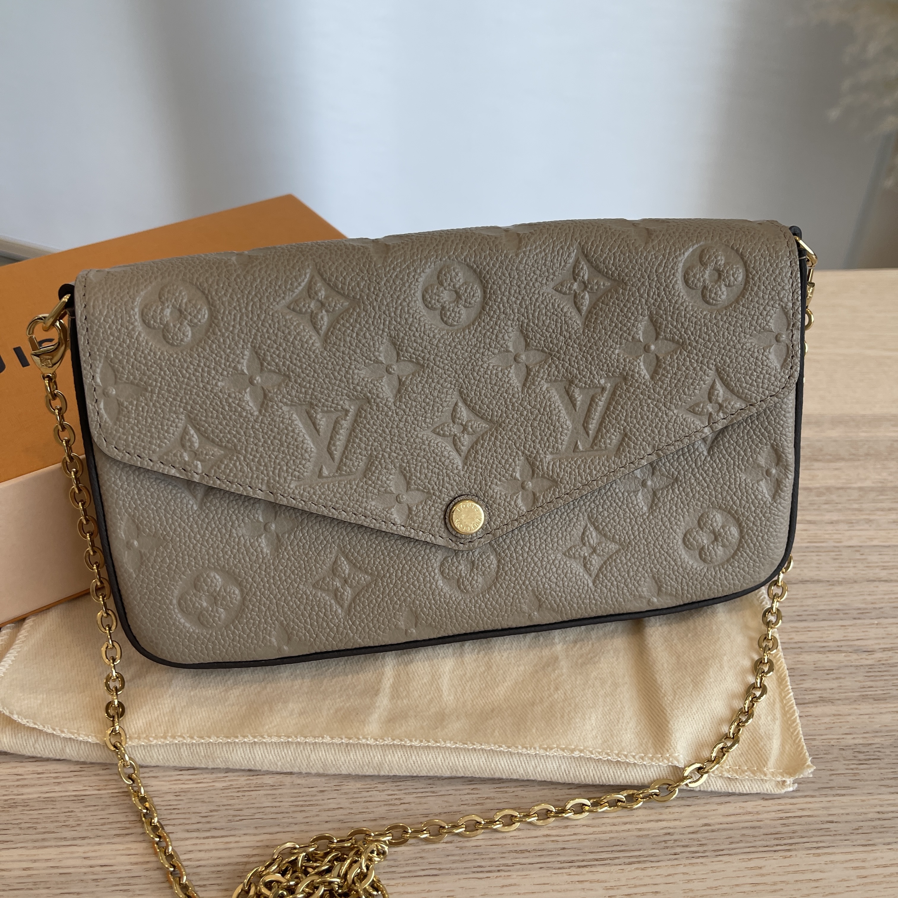 Added a felicie pochette in turtledove to my small collection : r