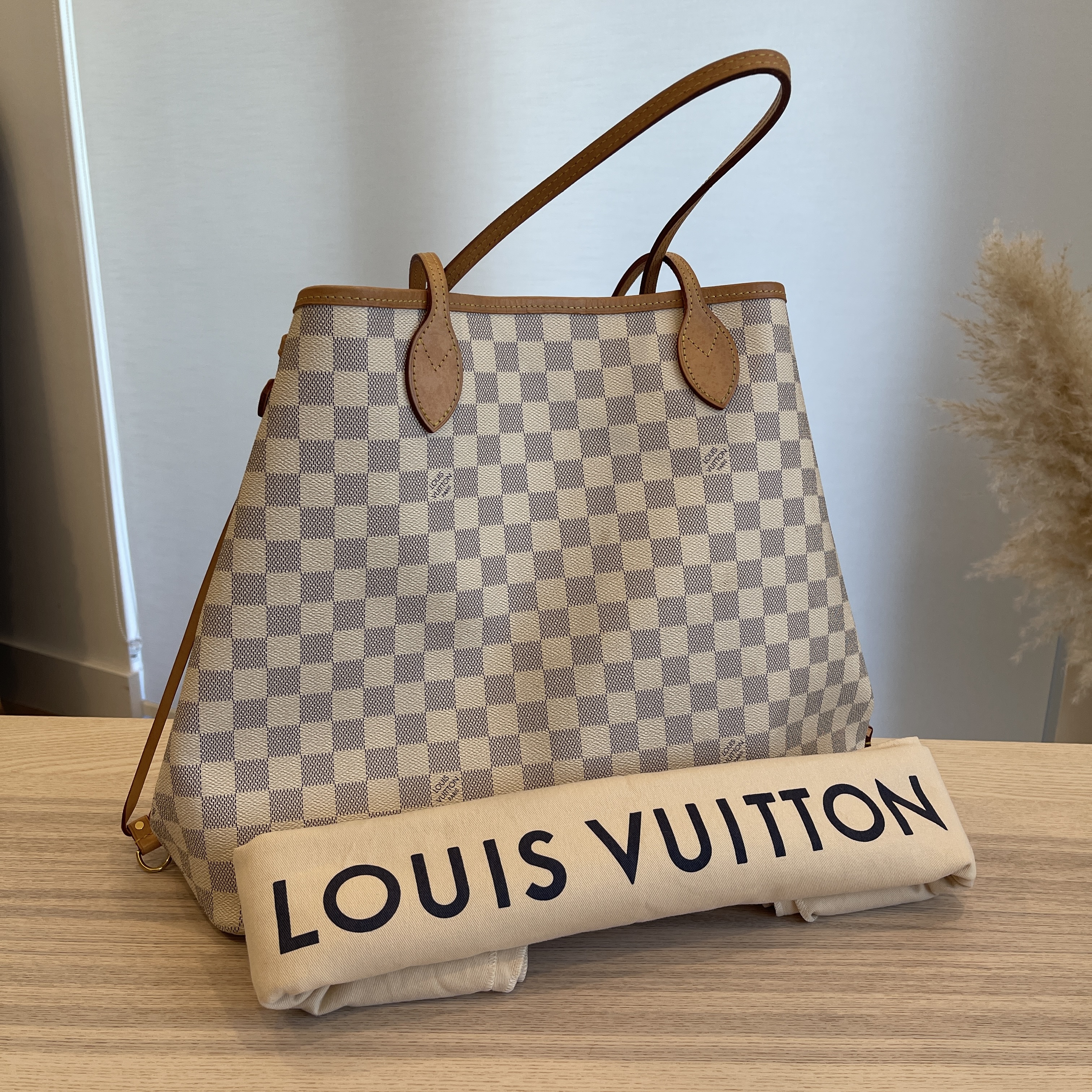 Louis Vuitton Neverfull GM Pochette in Damier Azur Canvas, Mint condition
