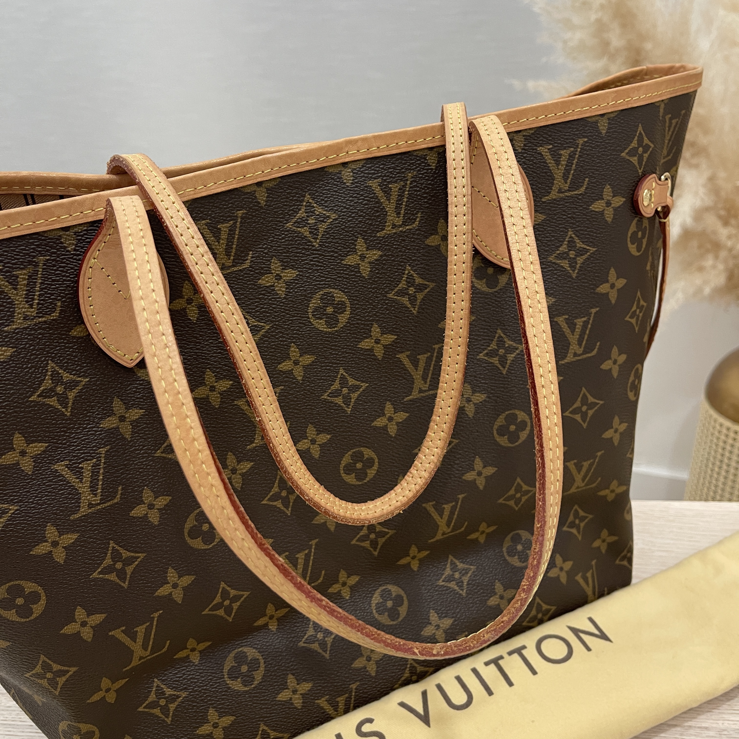 Authentic $2030 Louis Vuitton Neverfull MM Tote Bag Beige