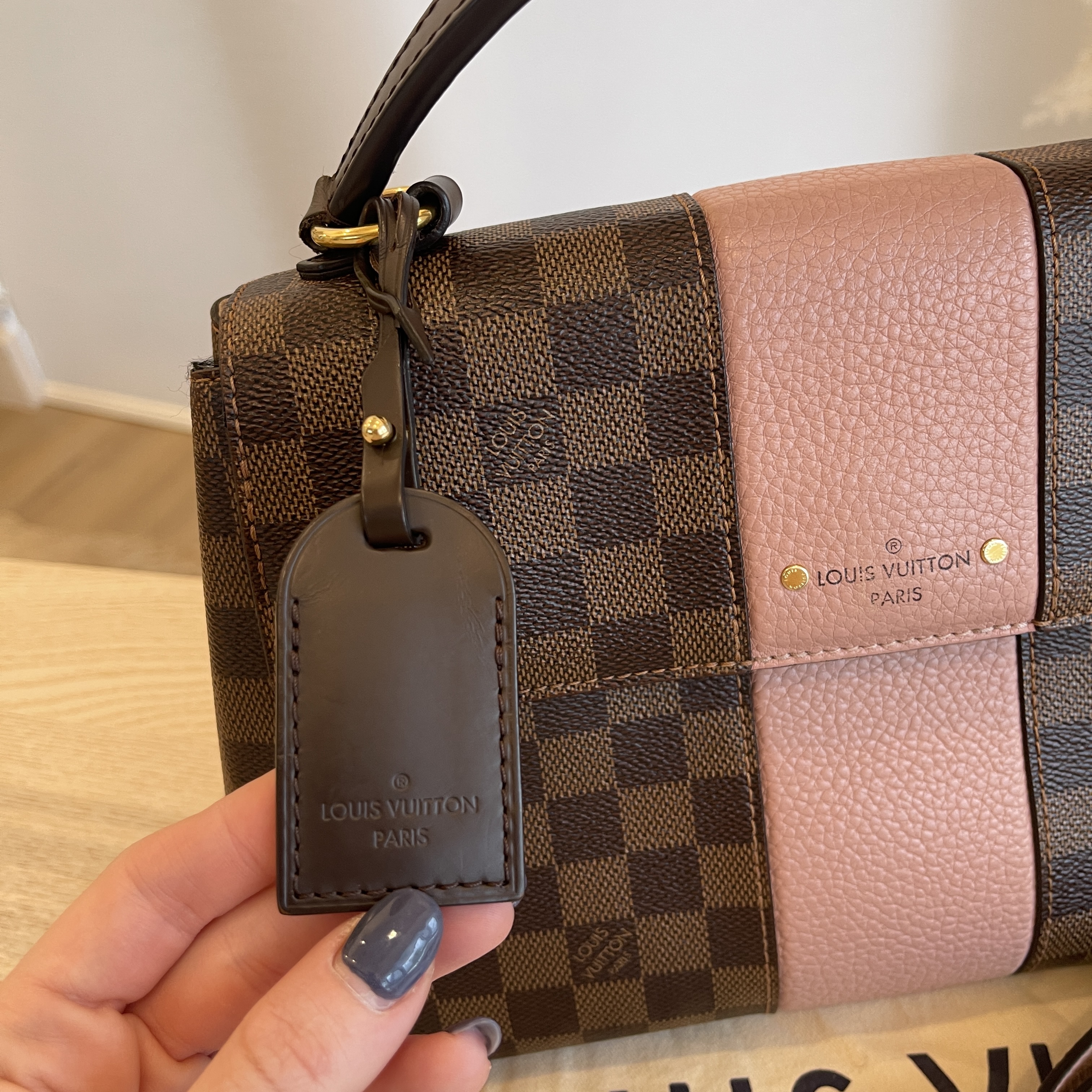 What's in my LV bag? Louis Vuitton Bond Street BB review and what
