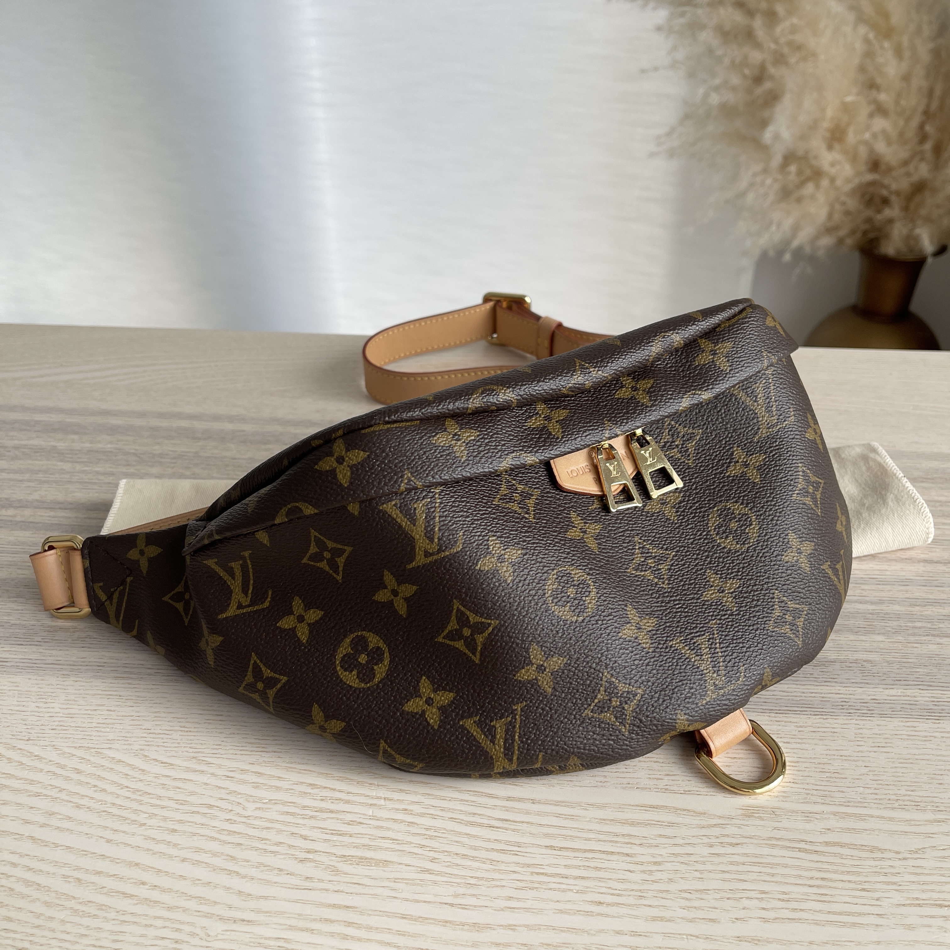 Louis Vuitton Monogram Vernis Belt Bag - Pink Waist Bags, Handbags