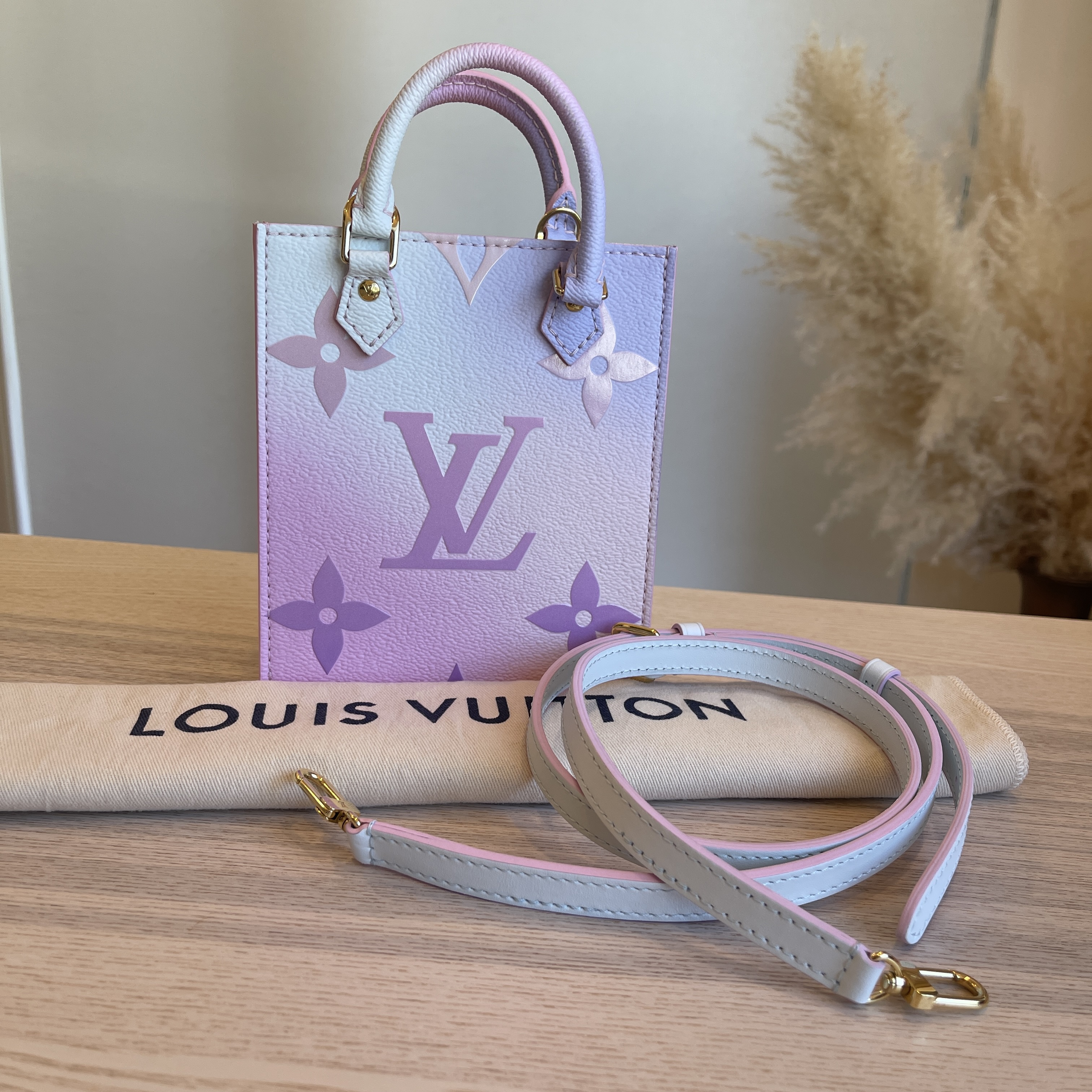 Louis Vuitton Sac Plat sunrise pastel monogram