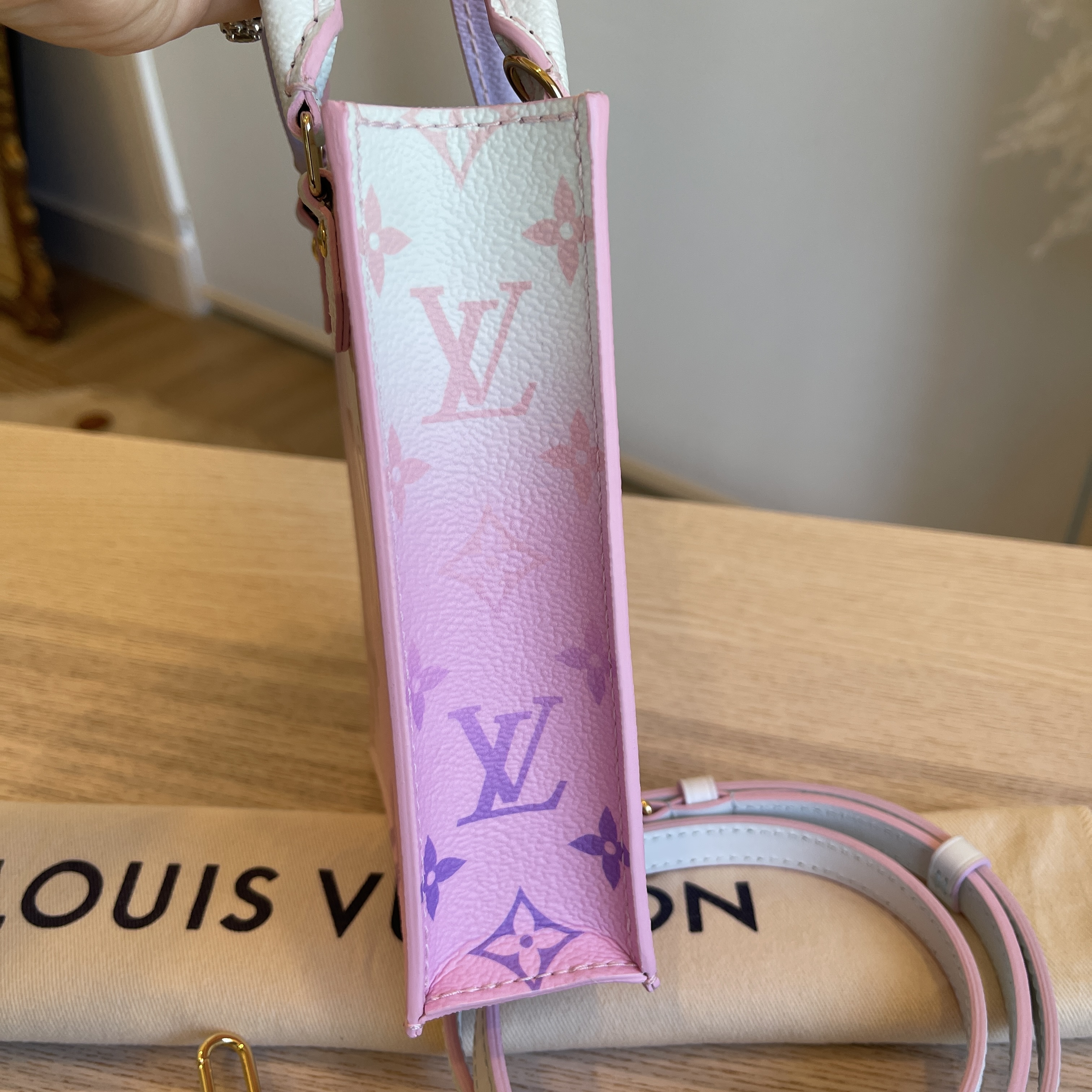 Louis Vuitton Petit Sac Plat Sunrise Pastel
