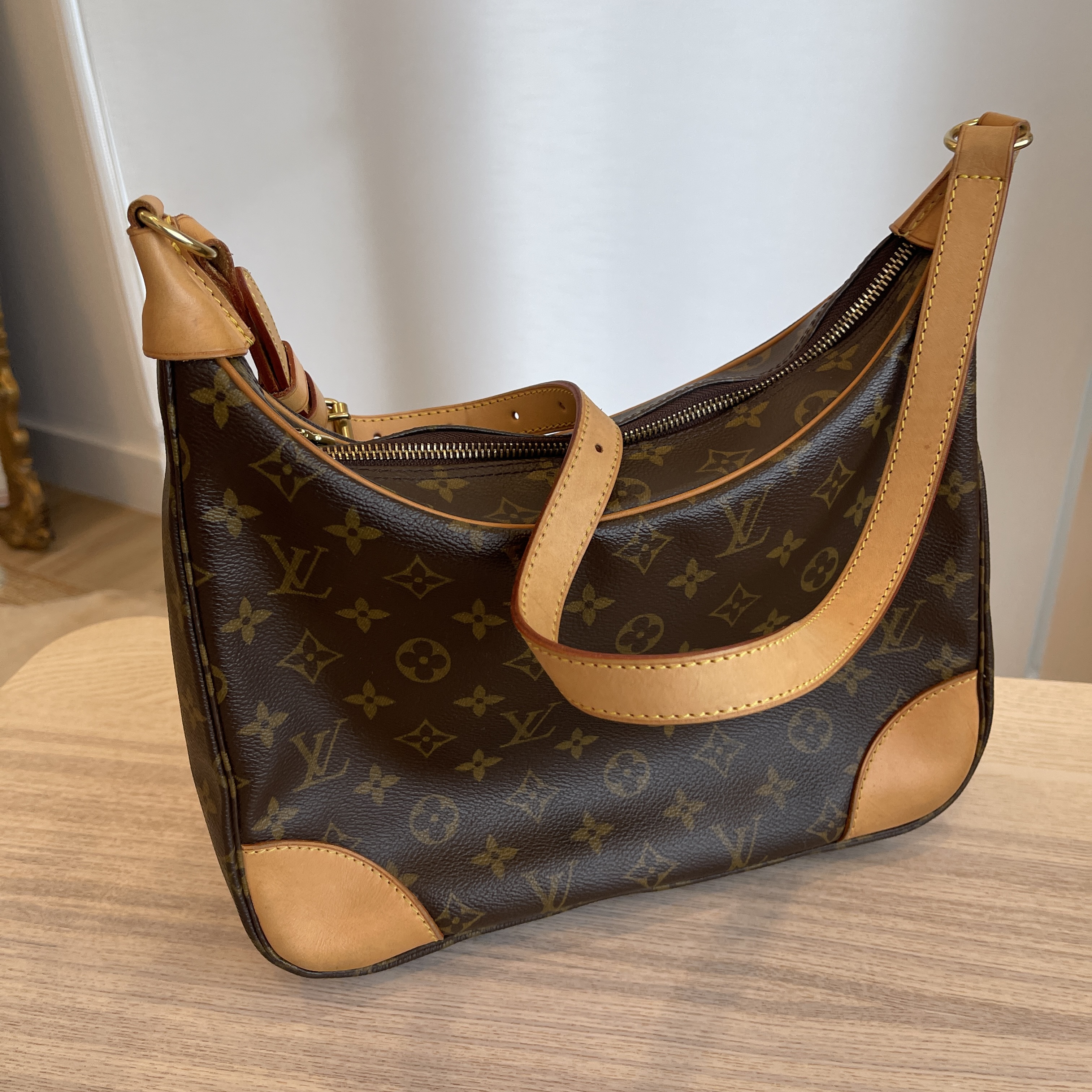 LOUIS VUITTON Monogram Boulogne 35 - The Purse Ladies