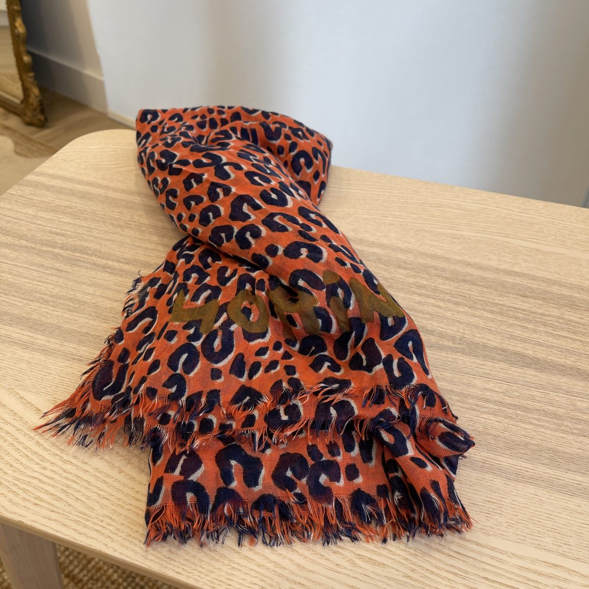 Louis Vuitton Purple Cashmere/Silk Stephen Sprouse Leopard Stole Scarf ○  Labellov ○ Buy and Sell Authentic Luxury