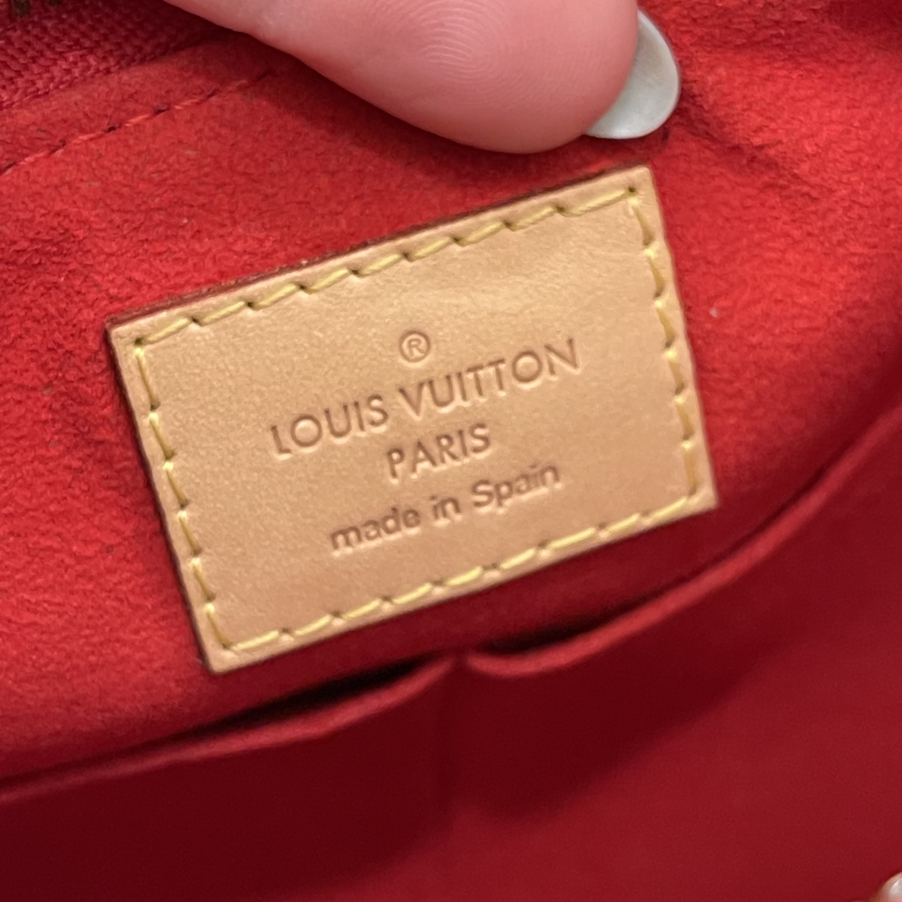Louis Vuitton Red Monogram V Tote BB QJB2AM5VR2002
