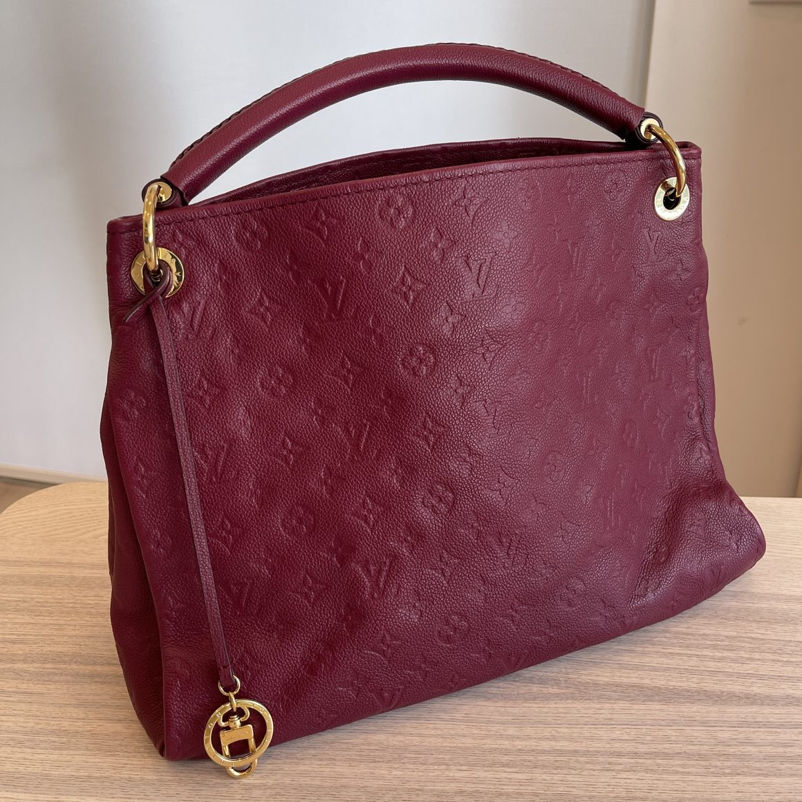 Louis Vuitton Aurore Monogram Empreinte Artsy MM Bag – The Closet