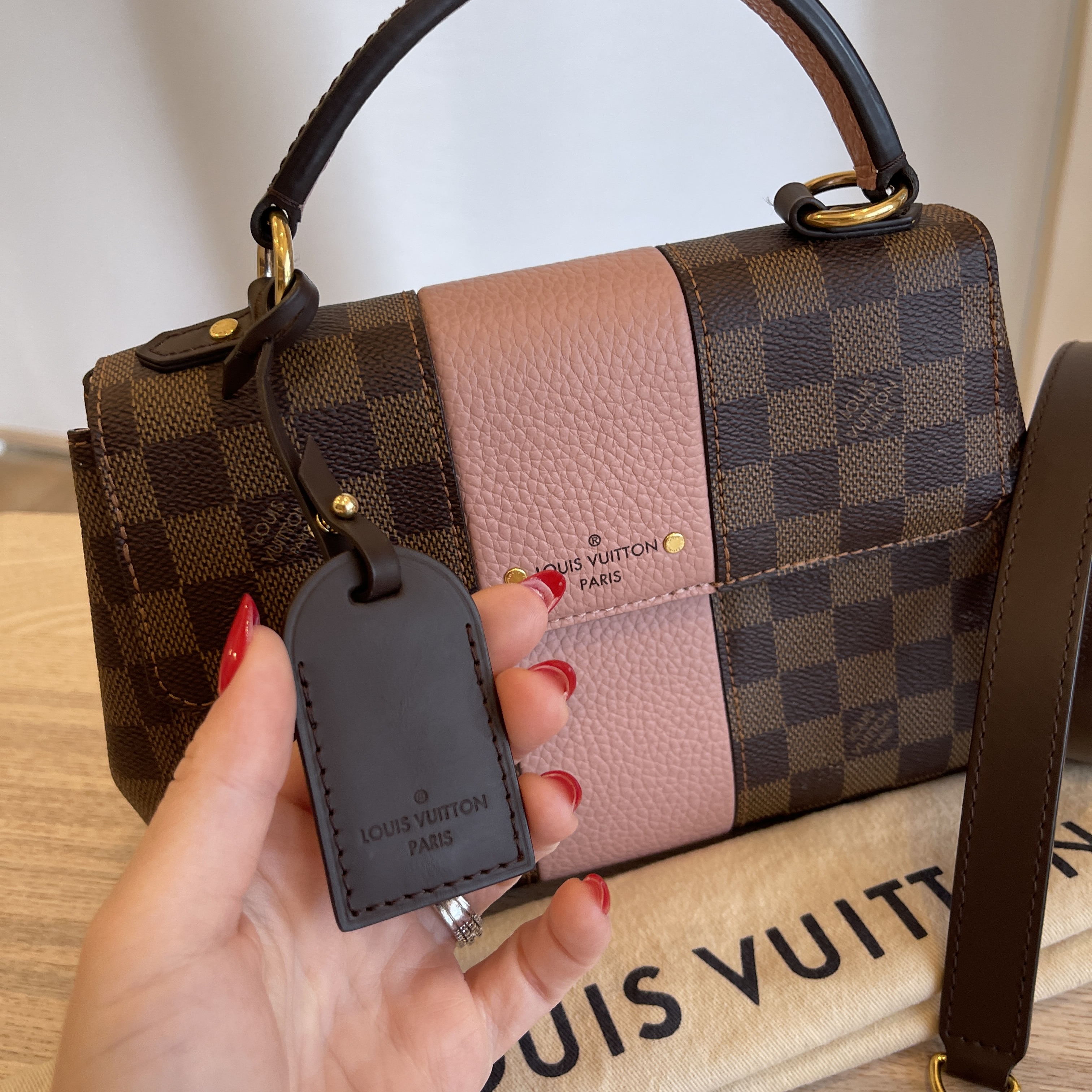 Lv Bond Street BB Magnolia Comes with dust bag Overall condition