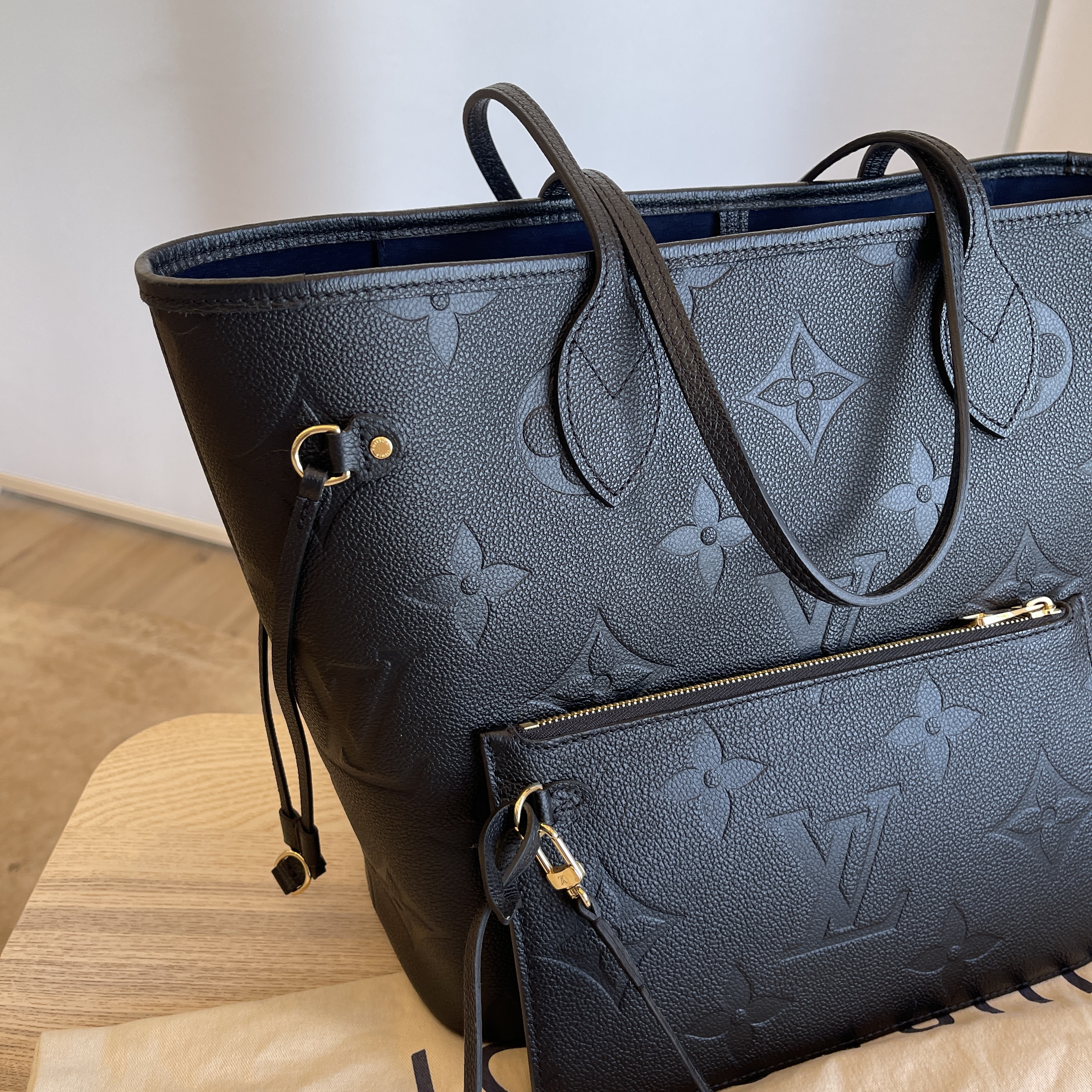 Louis Vuitton Empreinte Monogram Giant Neverfull MM - Black Totes, Handbags  - LOU521619
