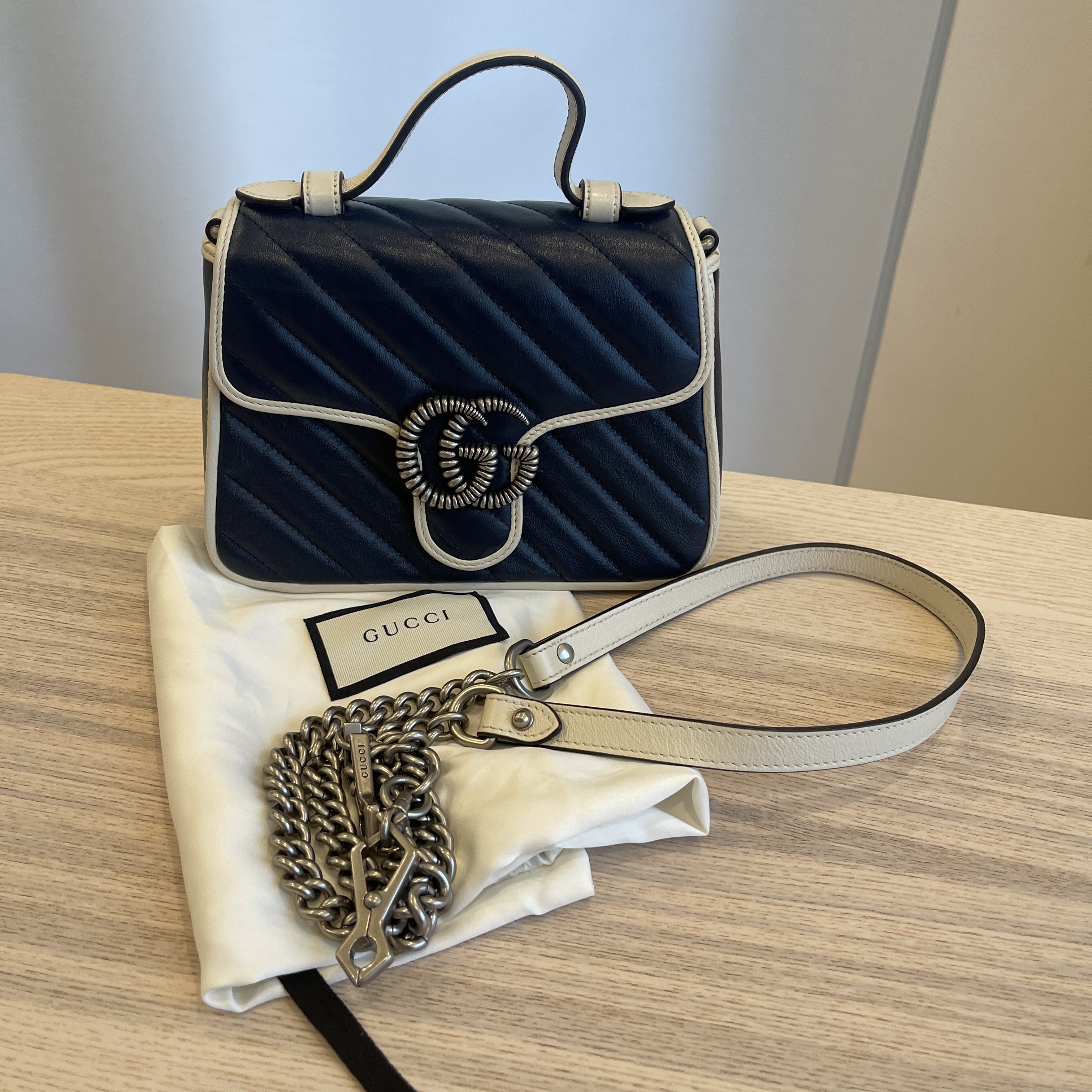 Gucci Navy/White Torchon 'GG Marmont' Matelasse Two Tone Bag – The