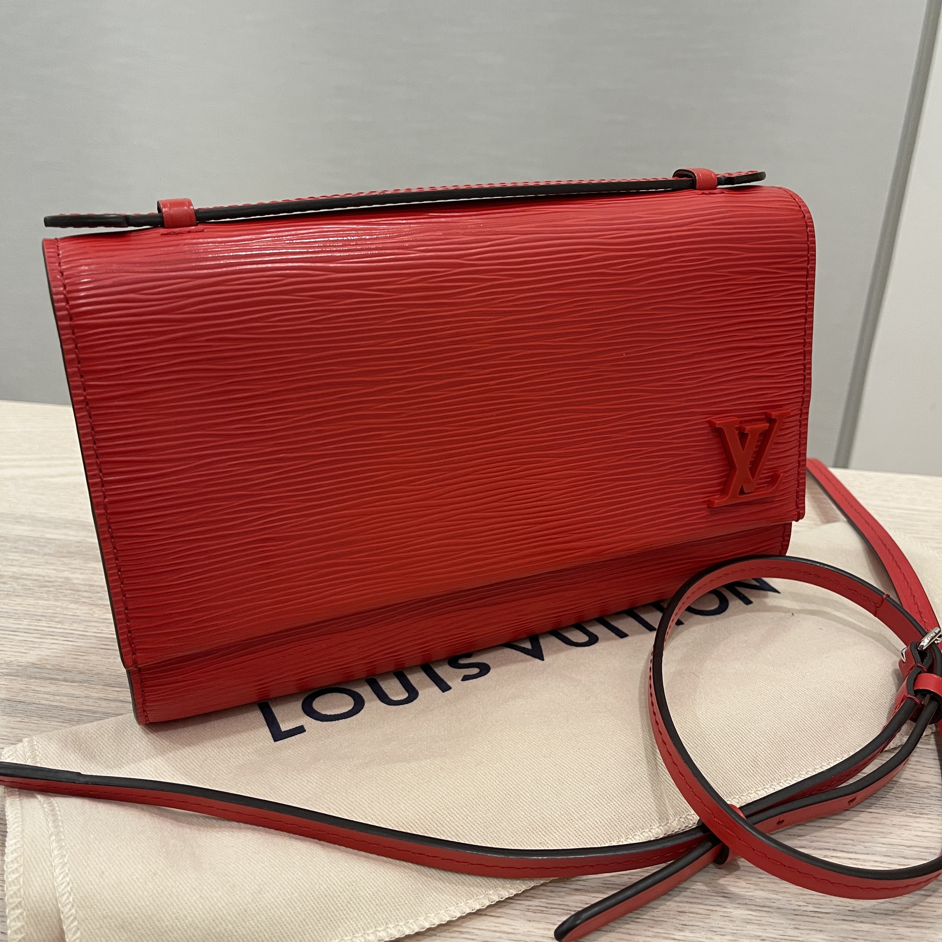 Louis Vuitton Clery Epi Coquelicot + Strap + iPhone Case ○ Labellov ○ Buy  and Sell Authentic Luxury