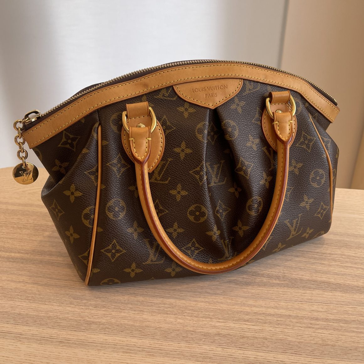 LOUIS VUITTON TIVOLI PM PURSE 100% ORIGINAL for Sale in