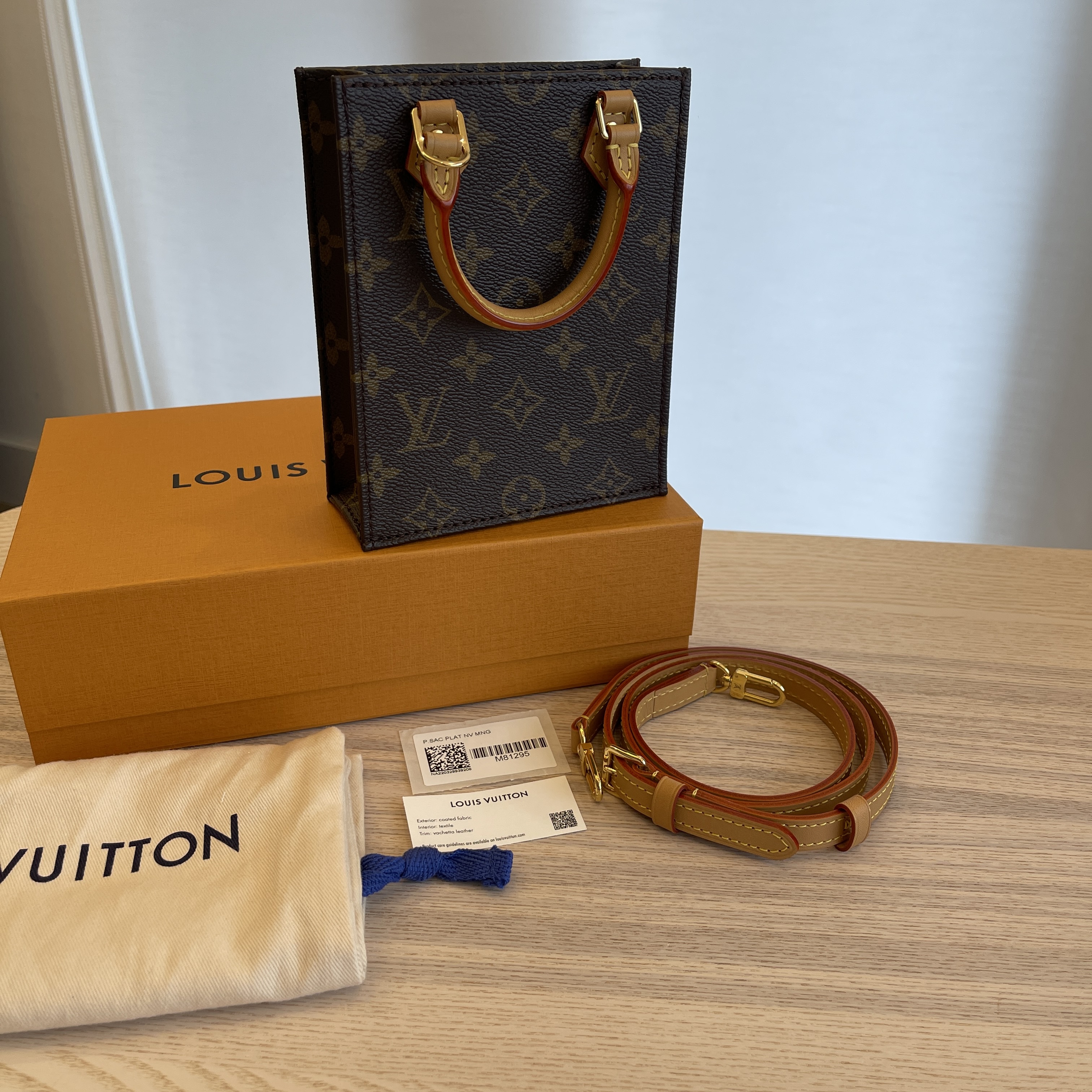 Louis Vuitton M81295 Petit Sac Plat