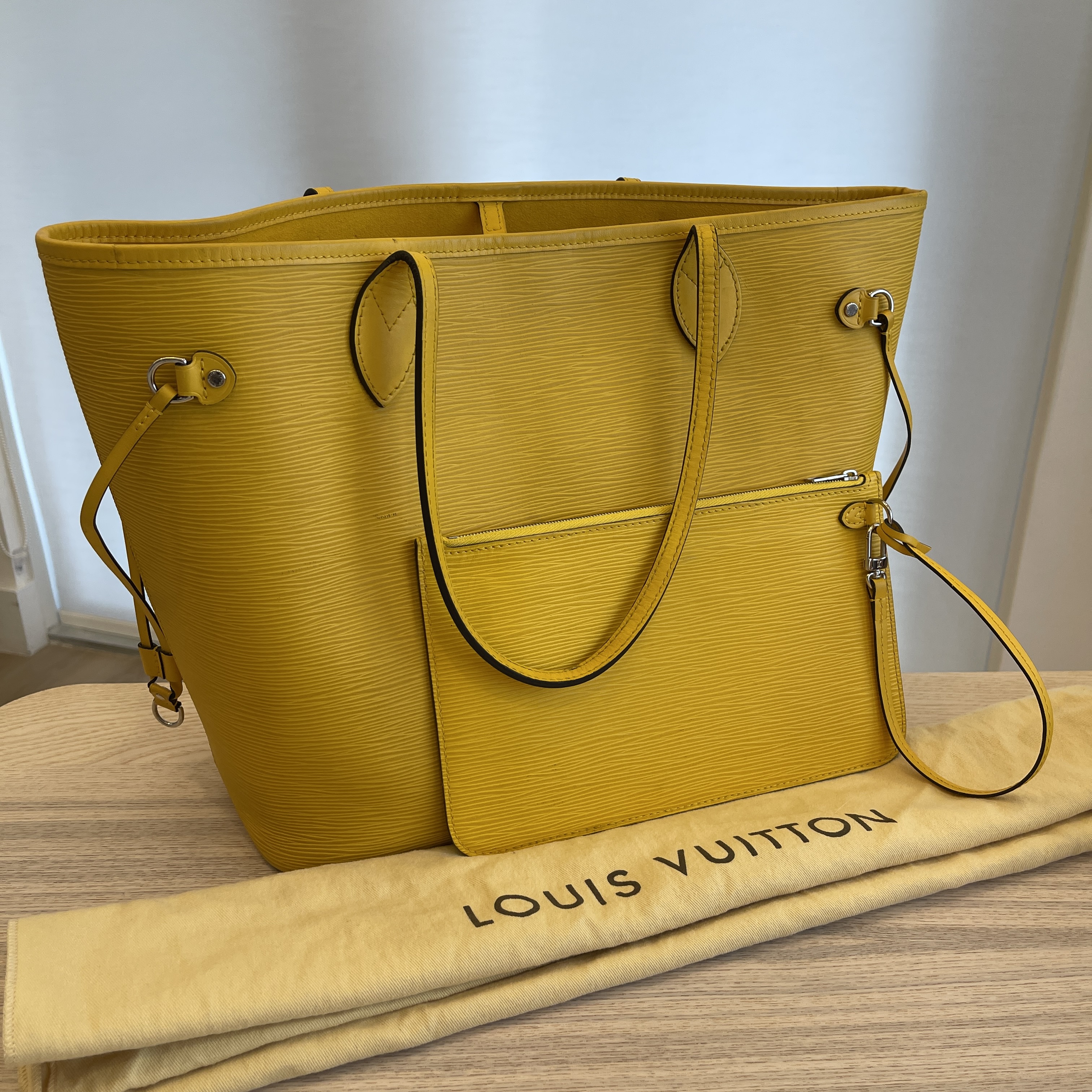 Preloved Louis Vuitton Neverfull MM Yellow Epi Leather Tote Bag