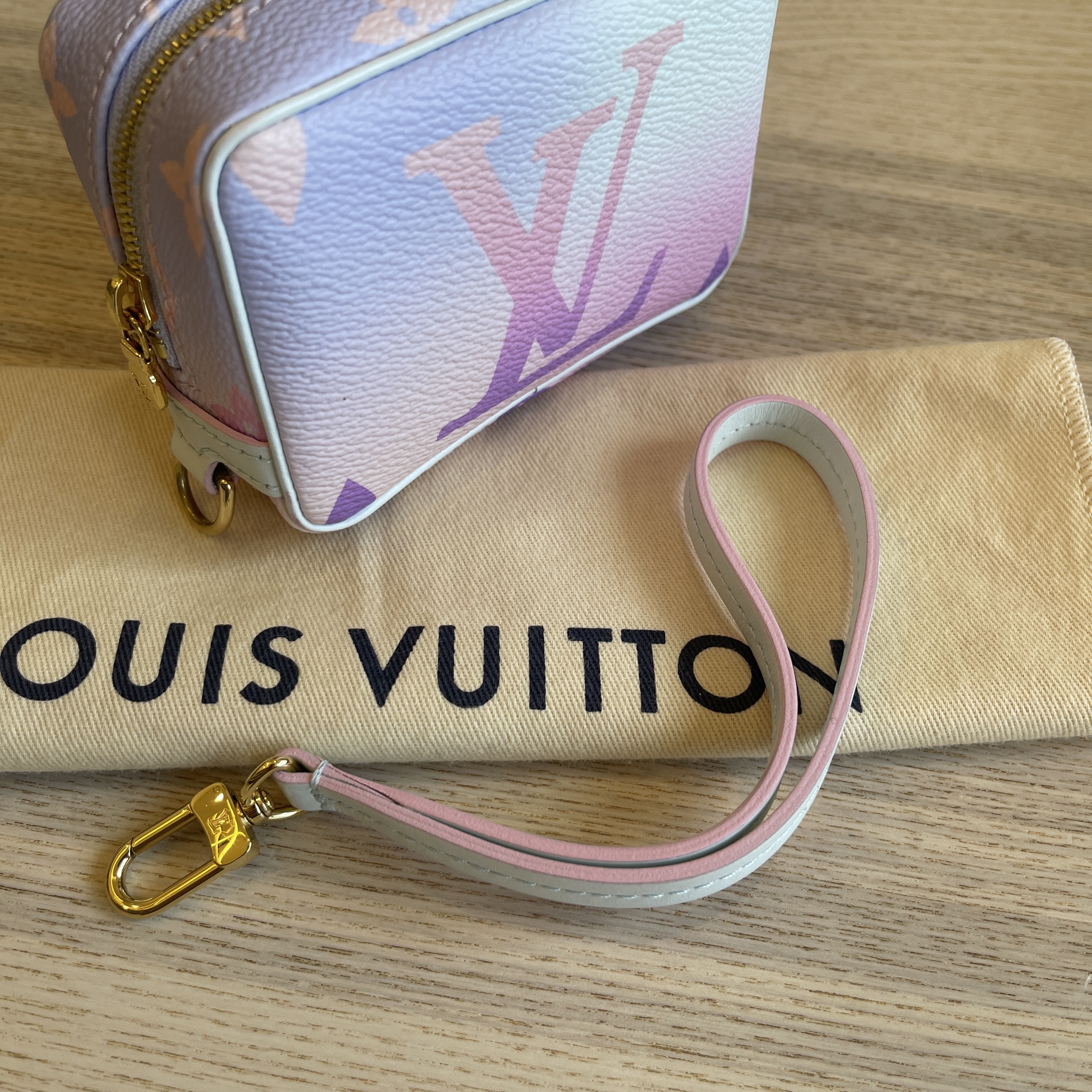Louis Vuitton Wapity Case Sunrise Pastel Bag Pink Purple M81339 NEW! FRANCE  MADE