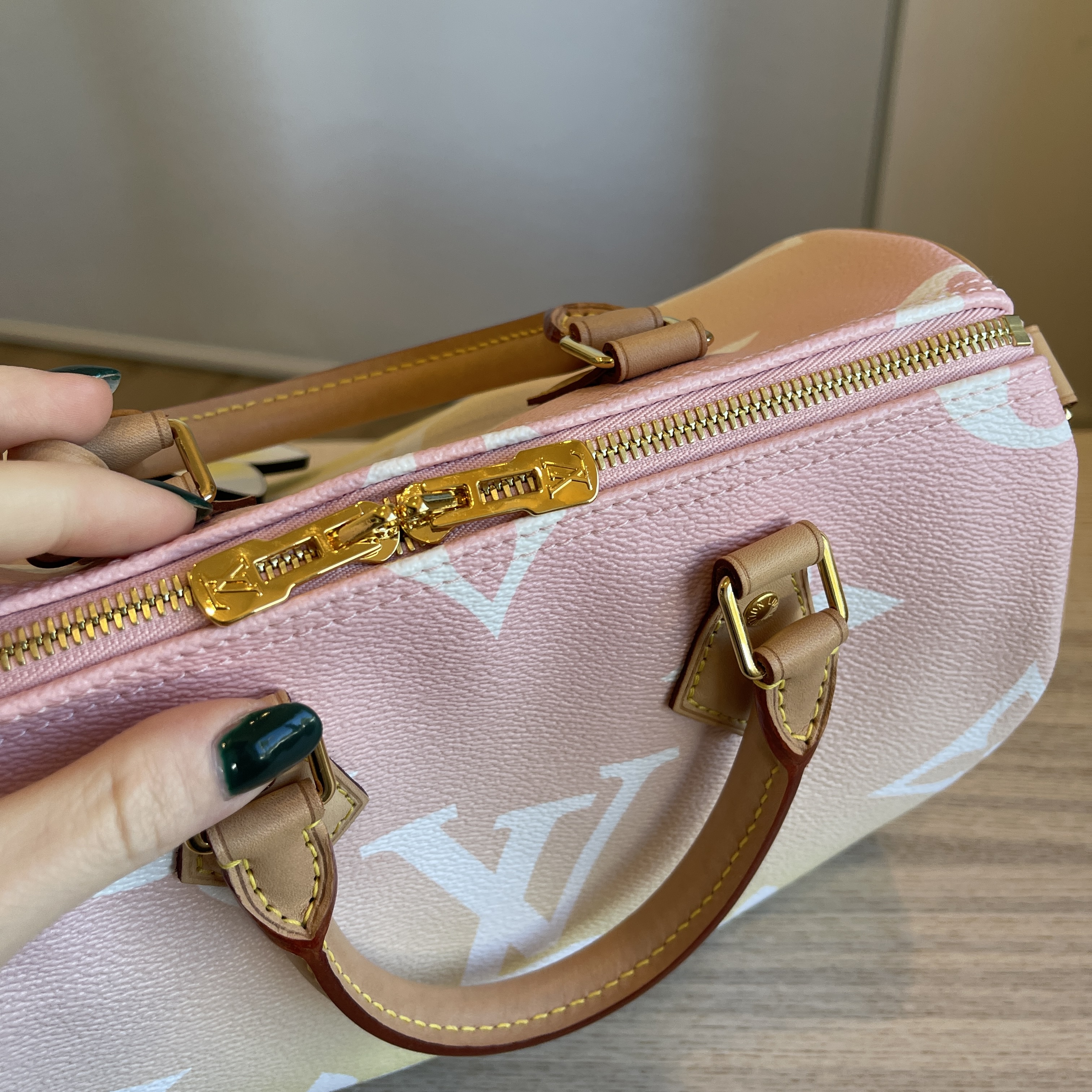 LOUIS VUITTON Monogram Giant By The Pool Speedy Bandouliere 25 Light Pink  1298942