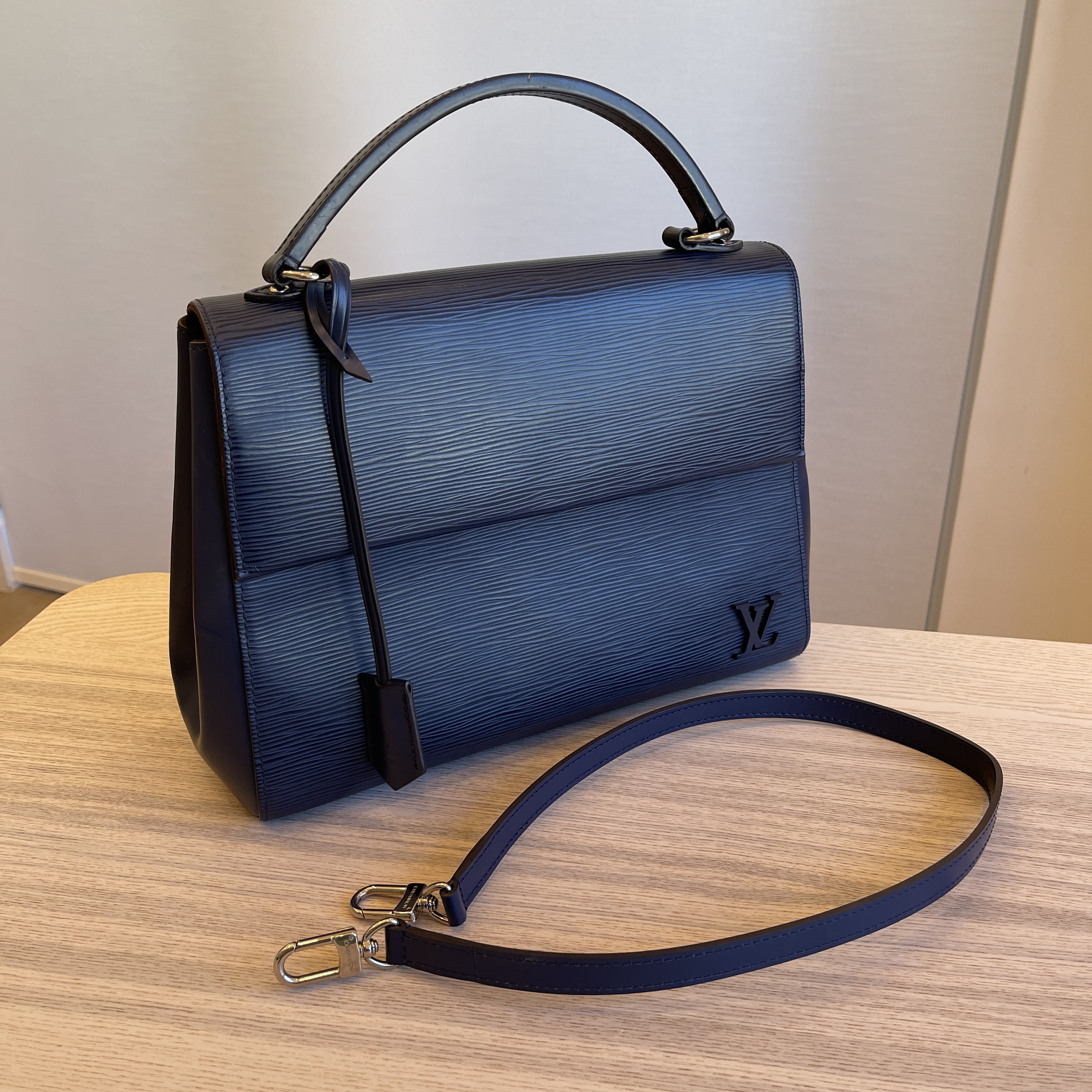 Louis Vuitton, Bags, Used Louis Vuitton Cluny Mm Epi