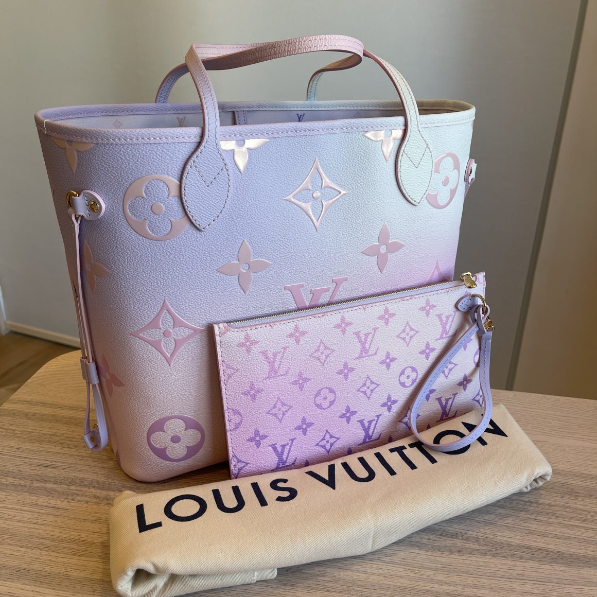 Louis Vuitton 2022 Spring In The City Sunrise Pastel Neverfull MM
