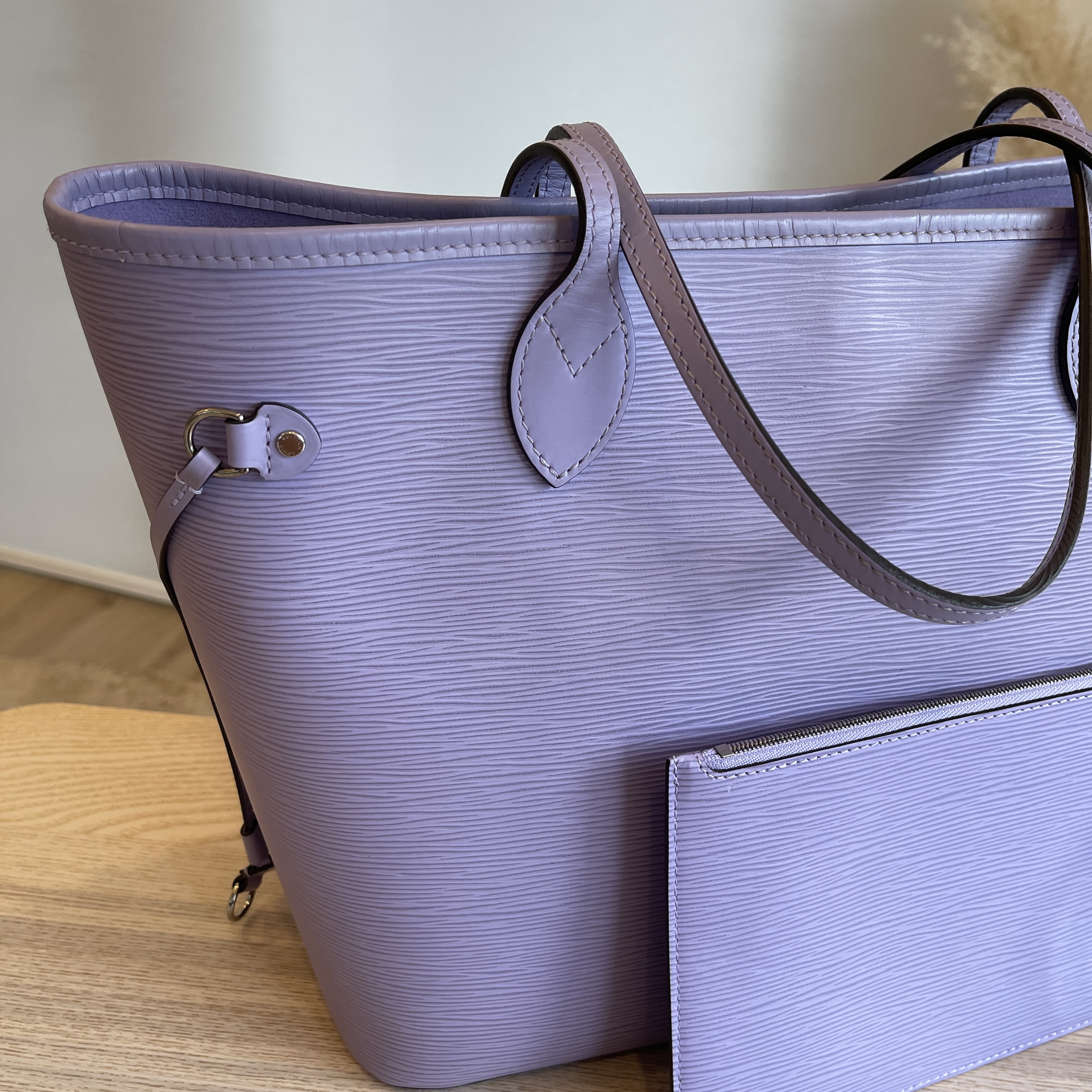 Louis Vuitton, Bags, Neverfull Epi Leather Purple Louis Vuitton No Pouch