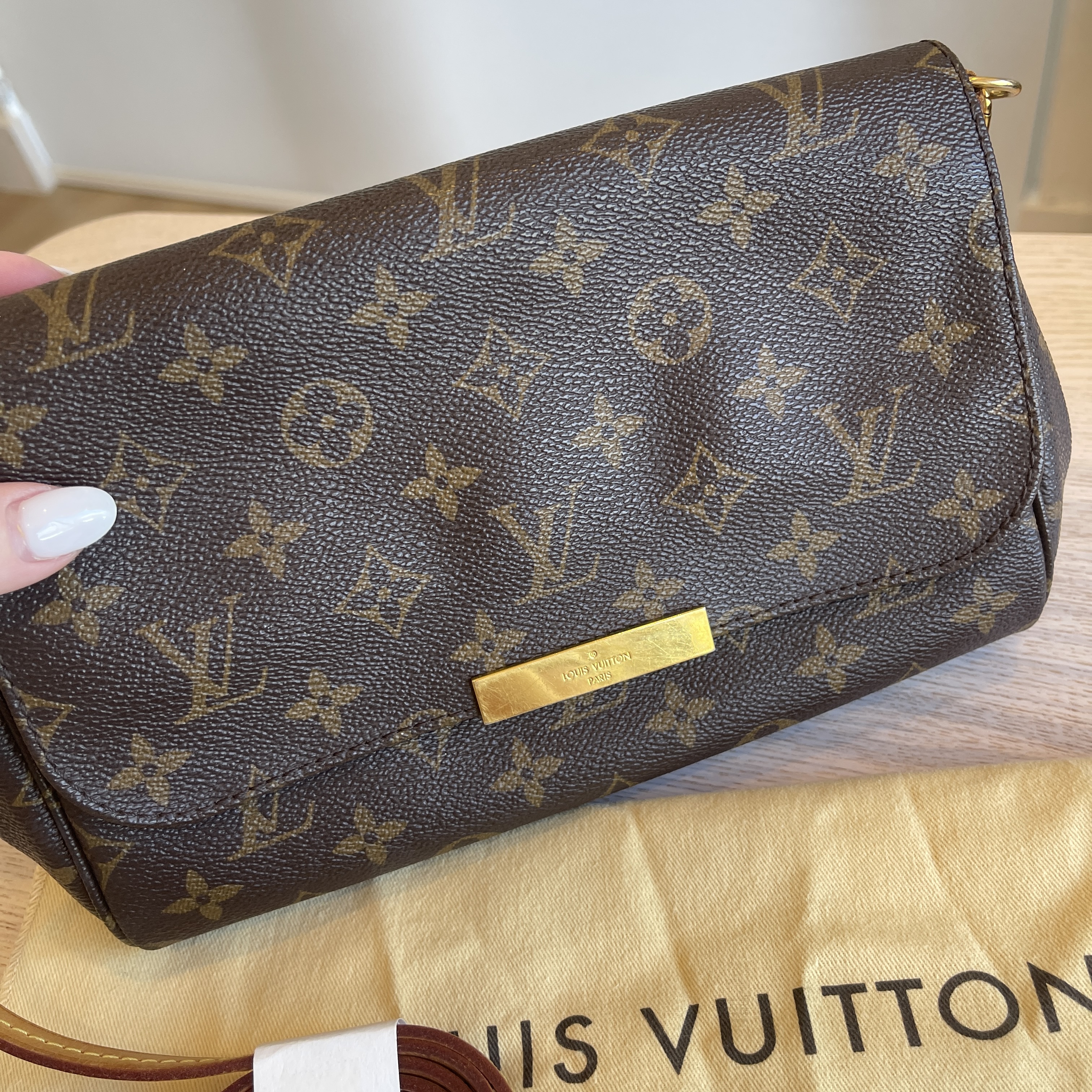 S⭕️LD🎉🎉 Auth Louis Vuitton Favorite MM Monogram