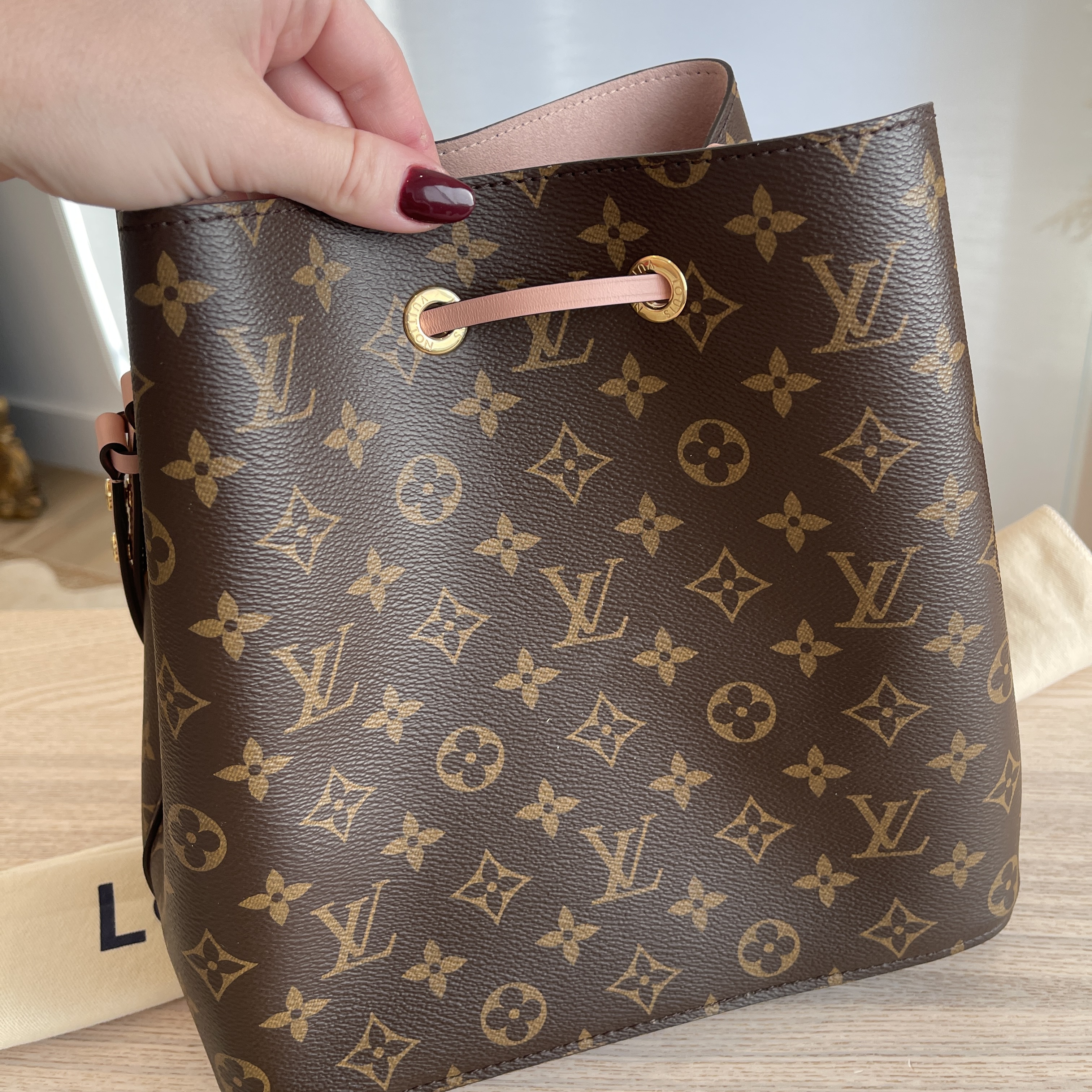 LOUIS VUITTON Monogram Neonoe MM Coquelicot 562651