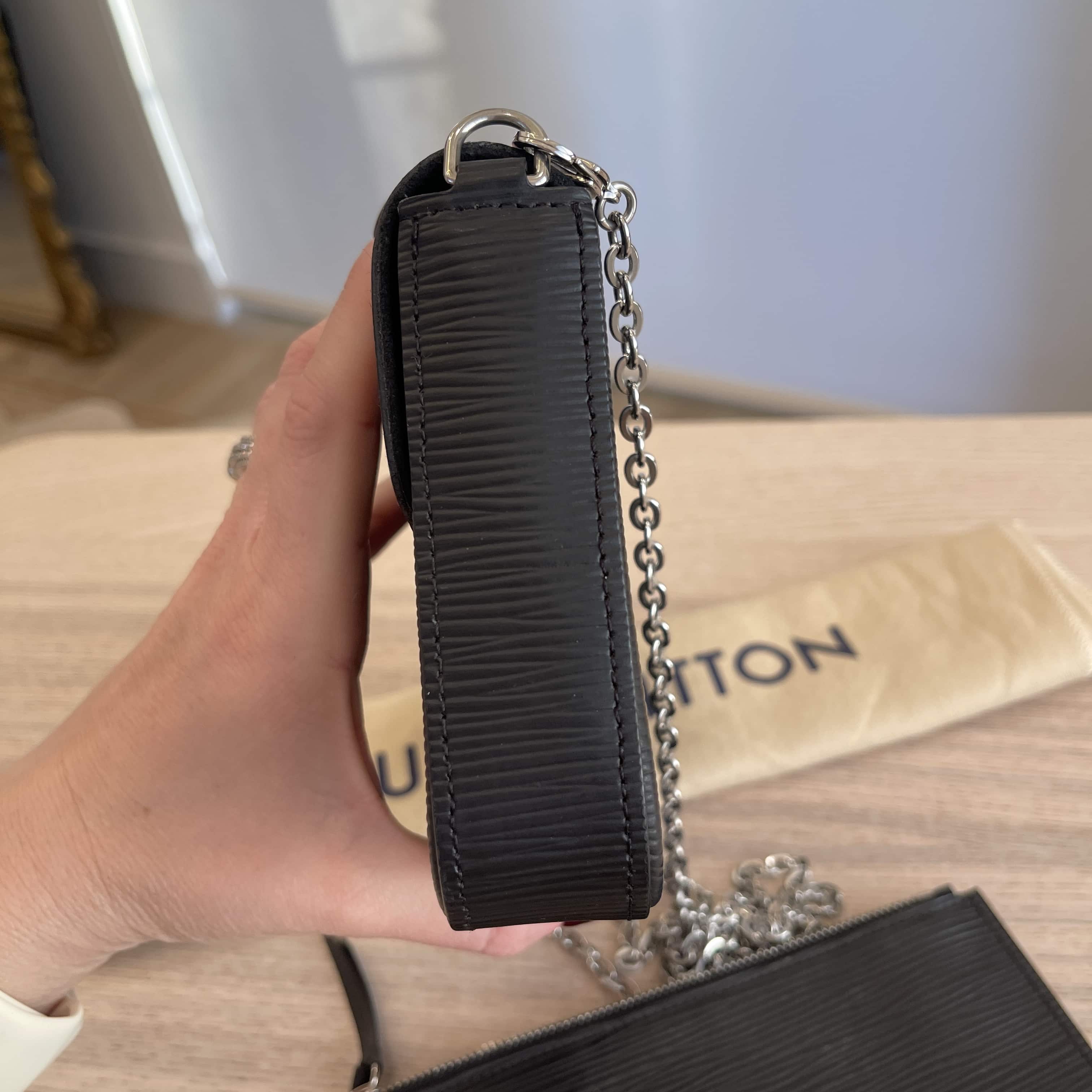 Louis Vuitton Black EPI Leather Card Case