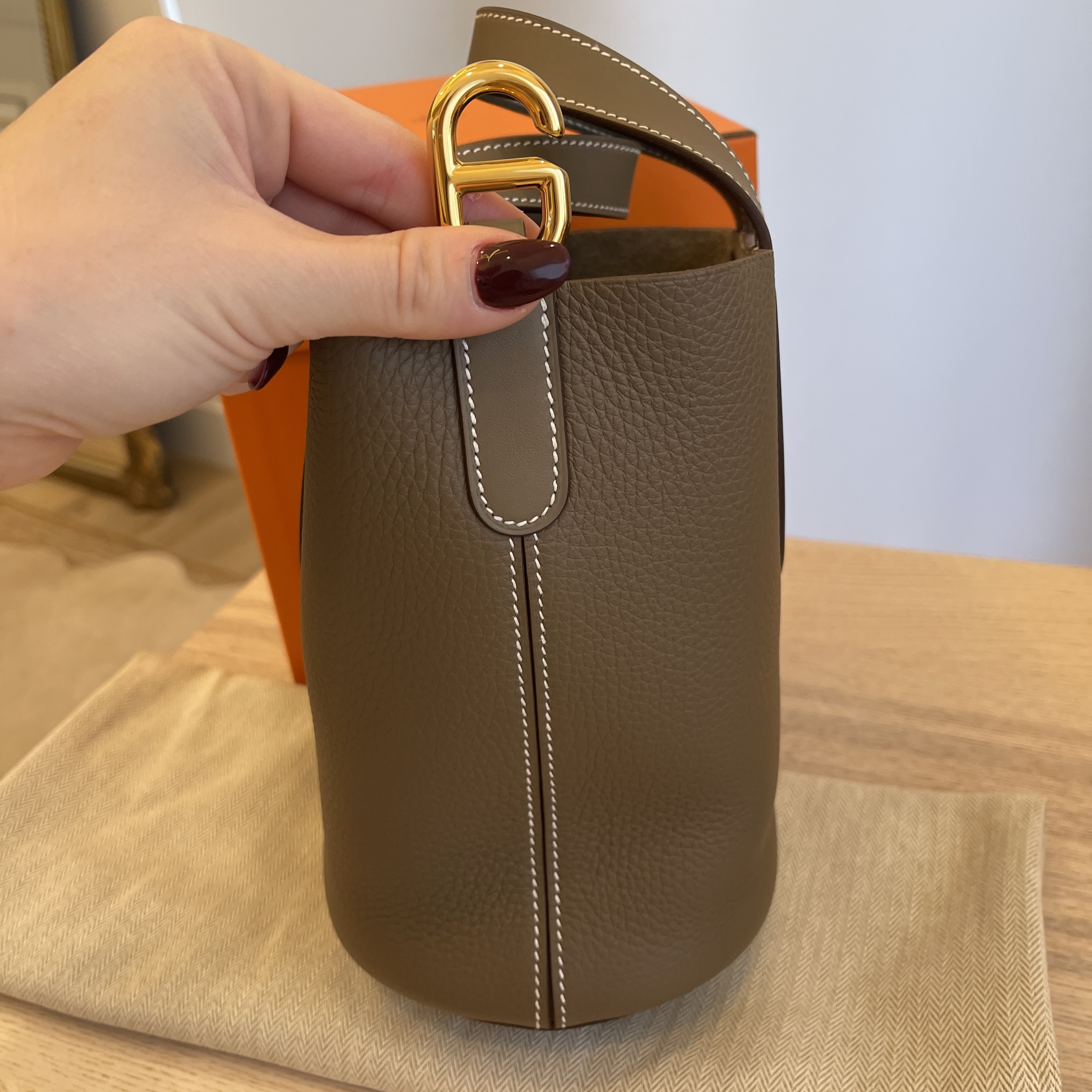 Hermes In-The-Loop 18 Vert Cypress Clemence and Swift Palladium Hardwa –  Madison Avenue Couture