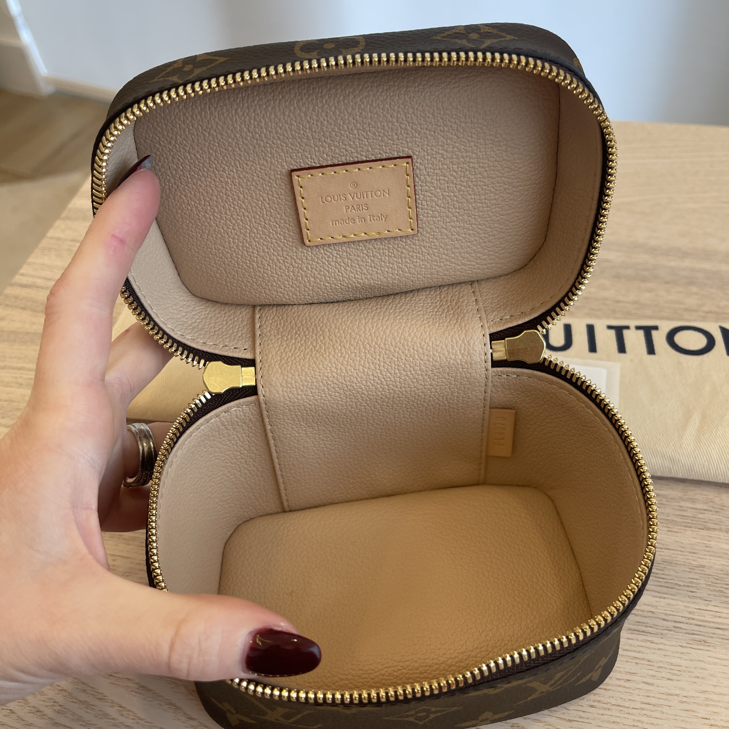 Túi Louis Vuitton Nice Nano Toiletry Pouch 'Brown' M44936