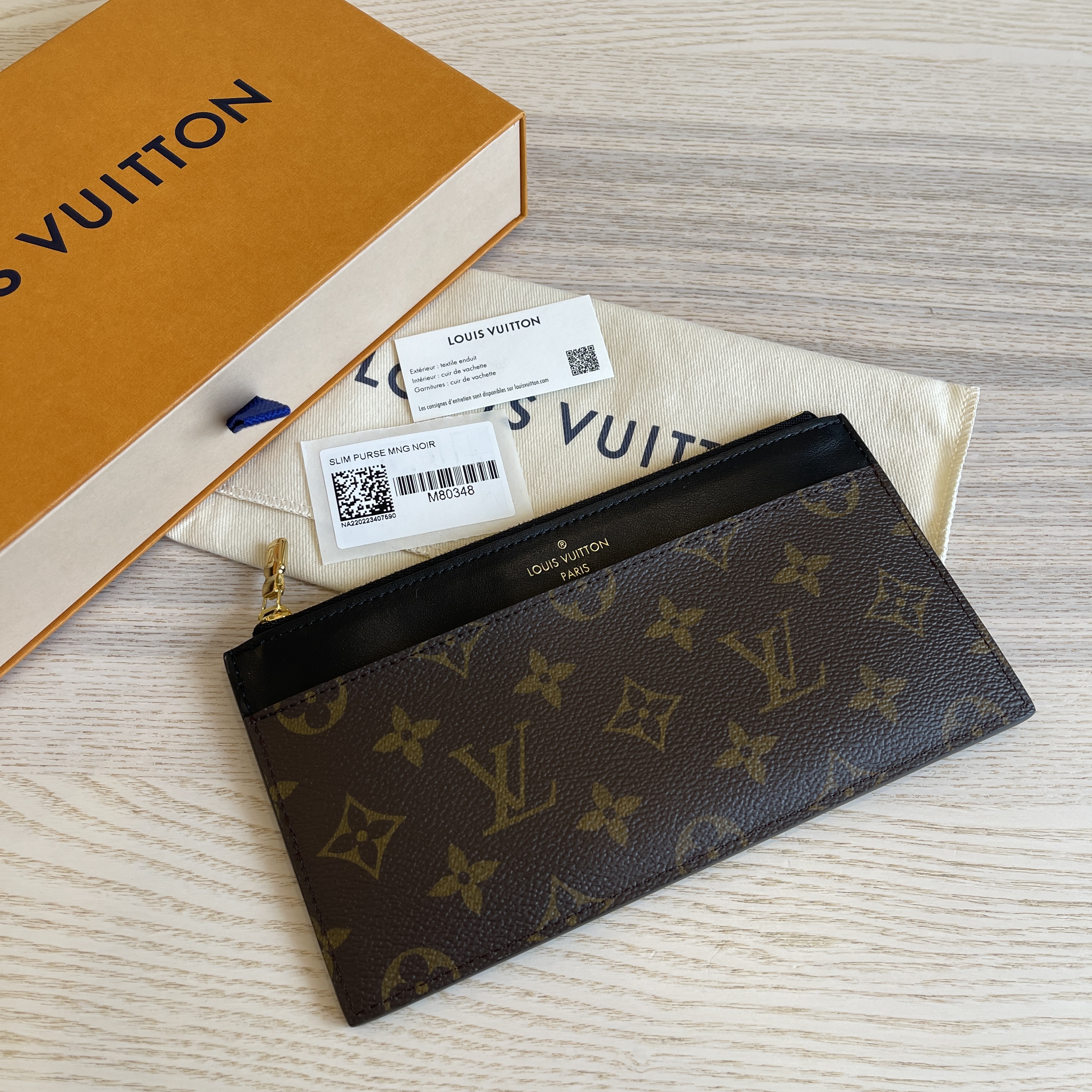 Louis Vuitton Discovery Pochette Monogram Shadow Leather GM Black