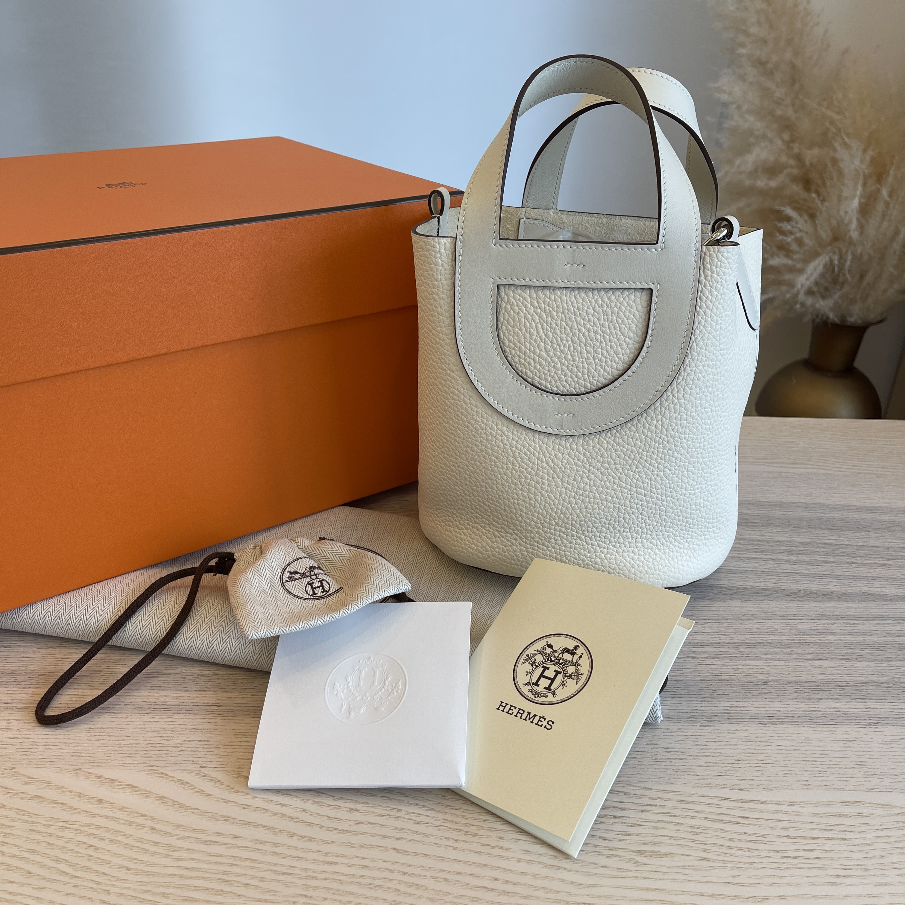 Hermes In-The-Loop 18 Nata Clemence and Swift Palladium Hardware – Madison  Avenue Couture