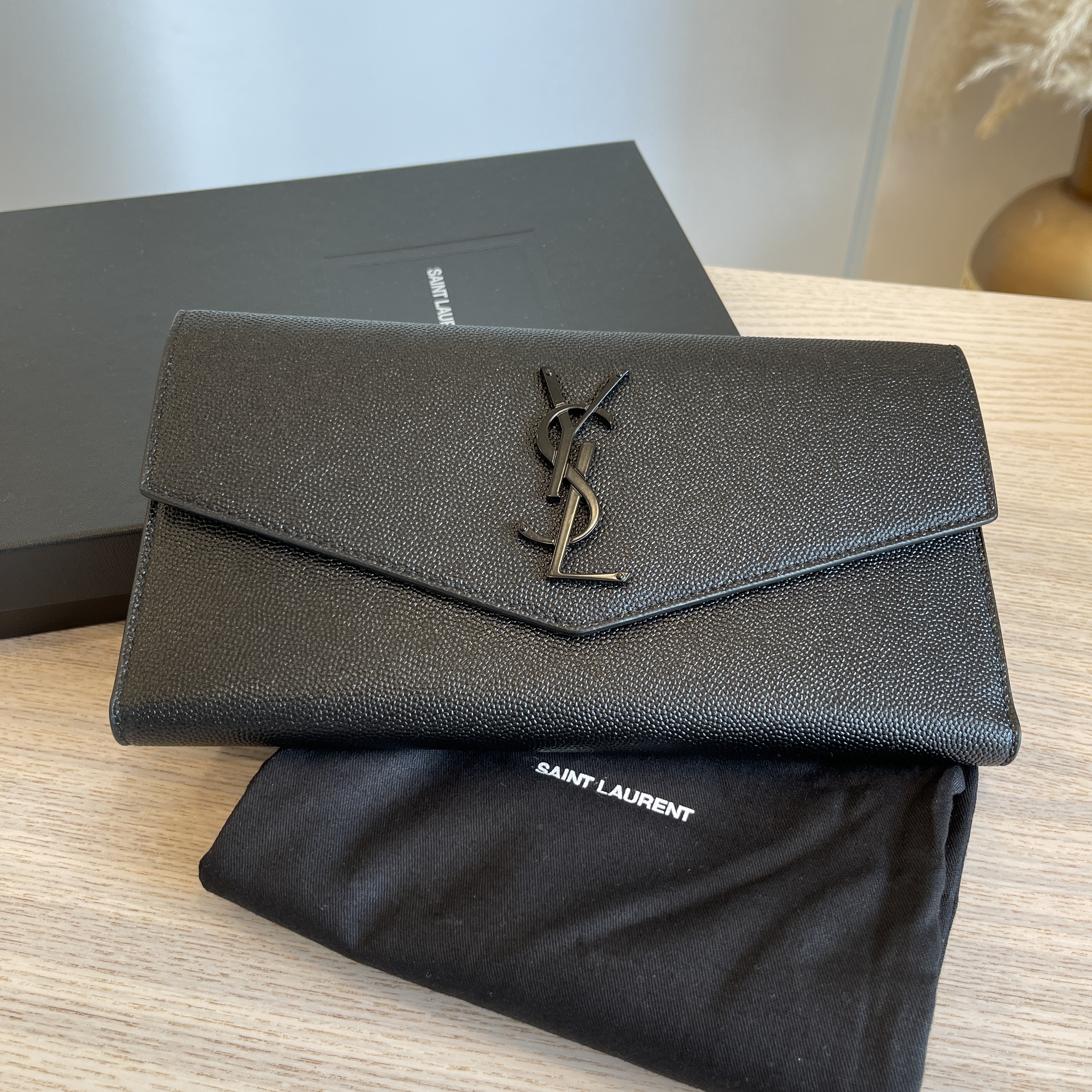 Ysl uptown large cheap wallet