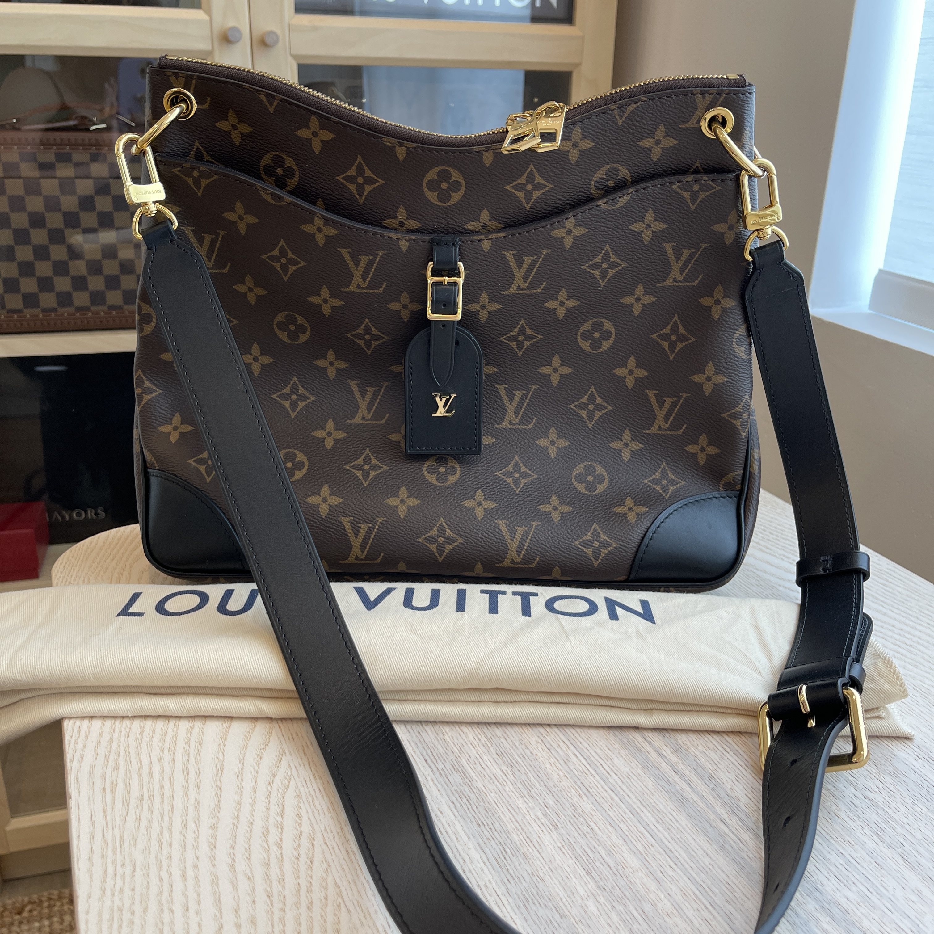 Louis Vuitton Odeon MM Monogram Noir 